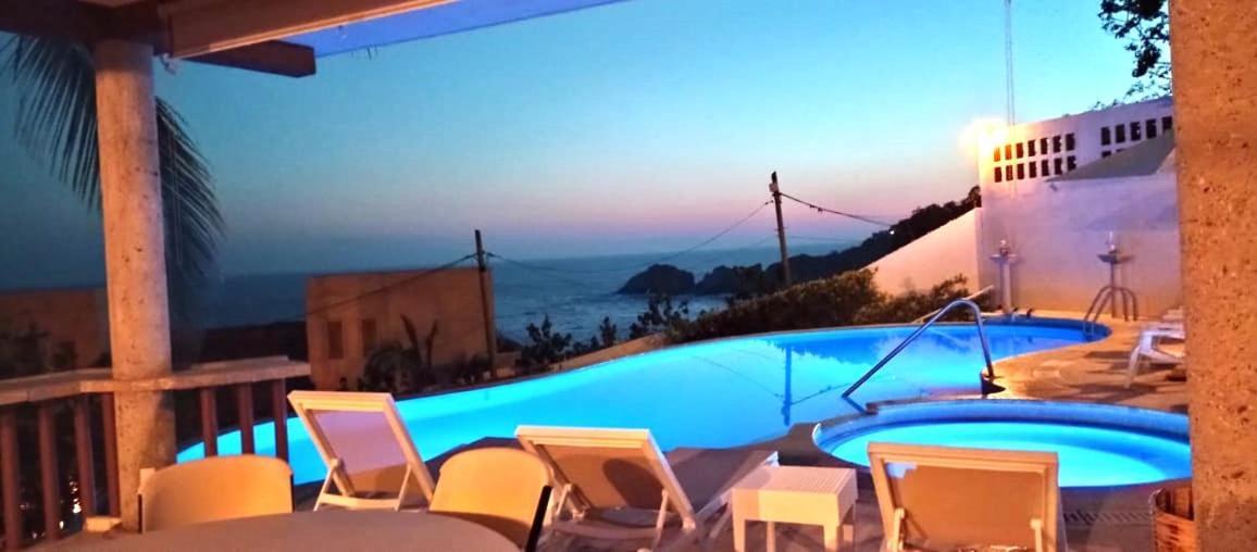 Bed & Breakfast Casa Rush Puerto Angel