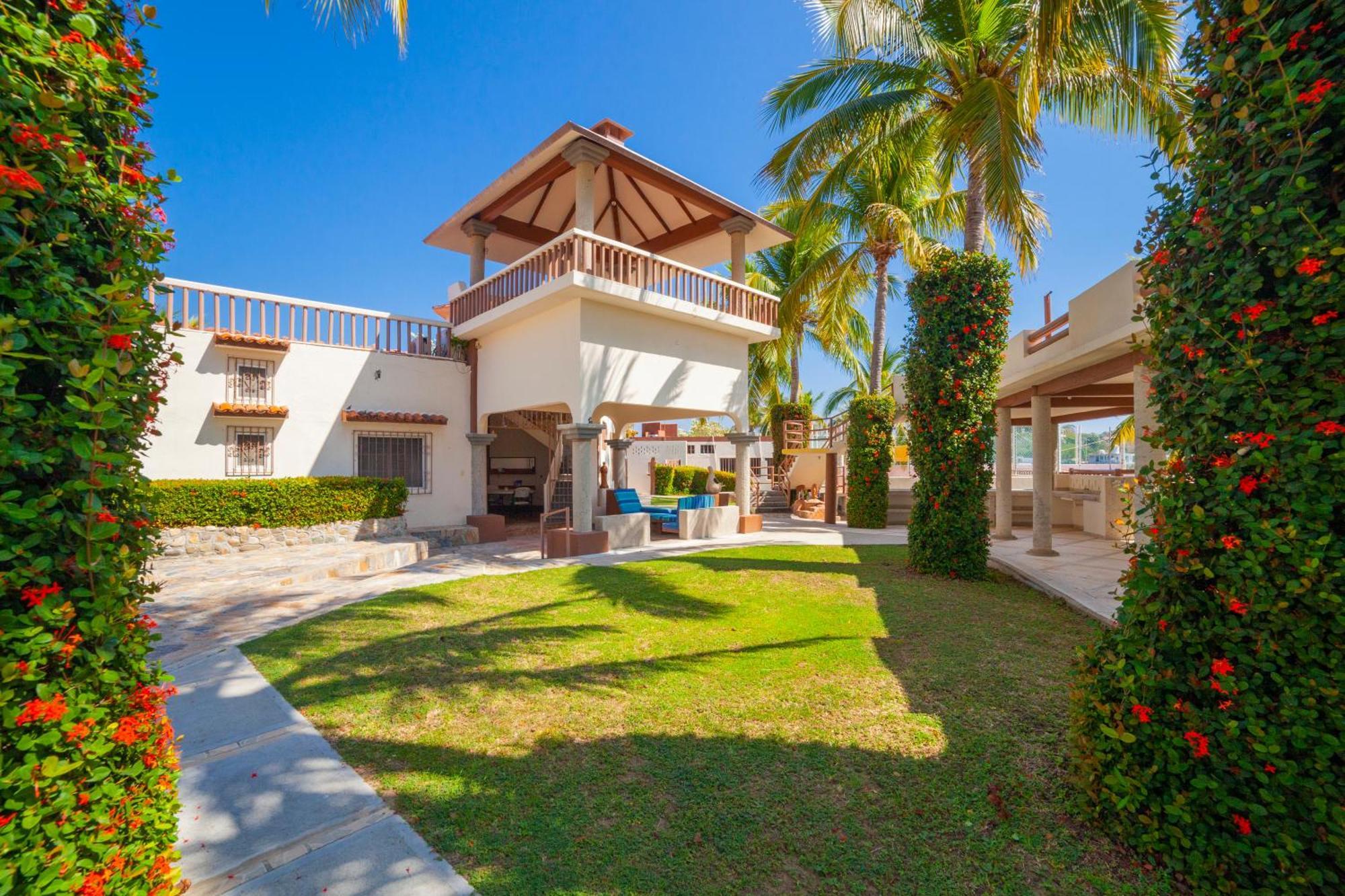 Casa Rush Puerto Angel
