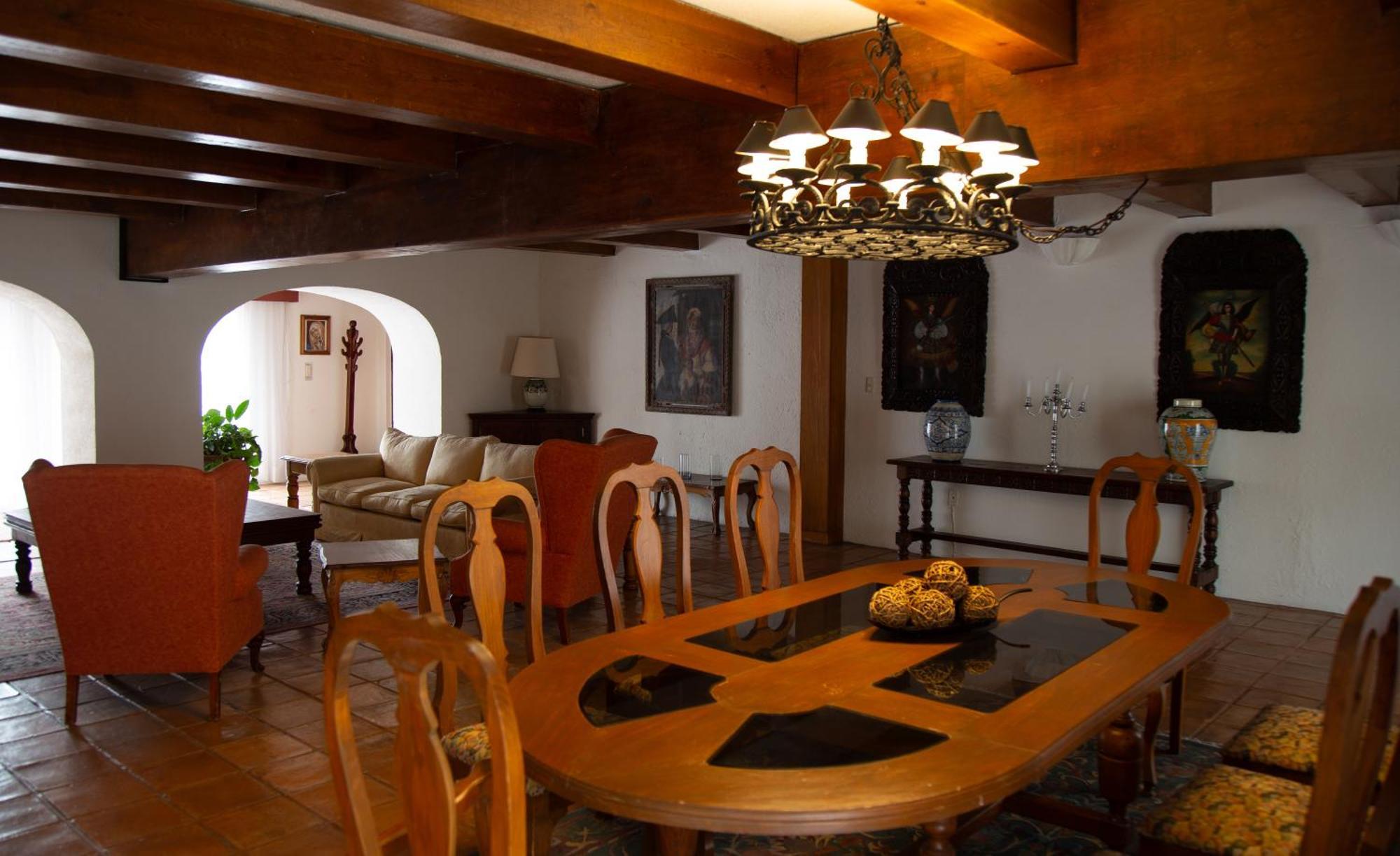 Hotel Mision