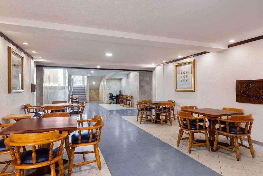Howard Johnson By Wyndham 3*