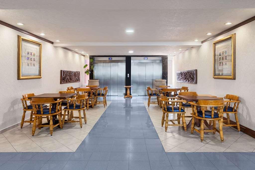 Hotel Howard Johnson By Wyndham