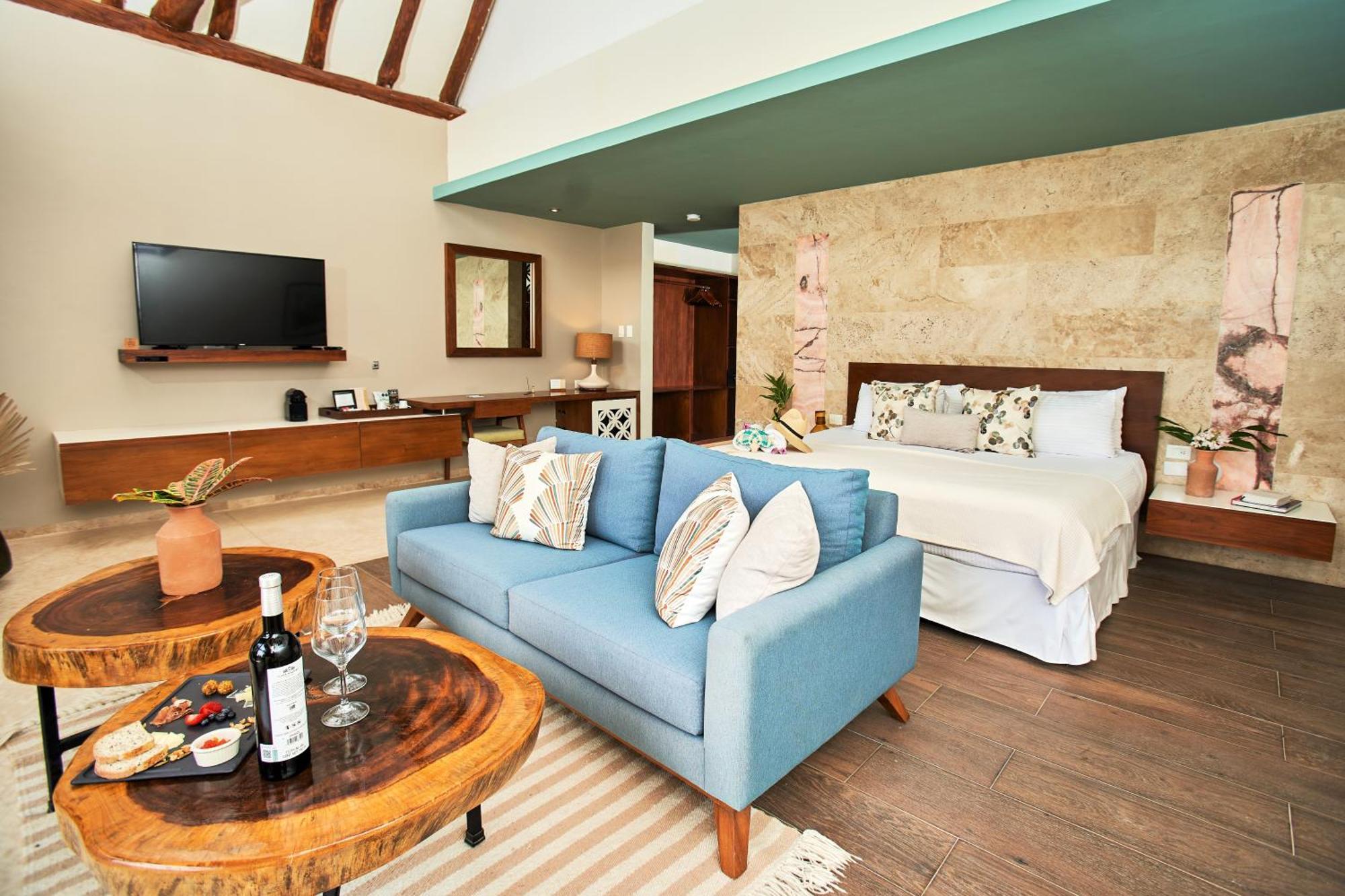 Caracol Hotel 4*