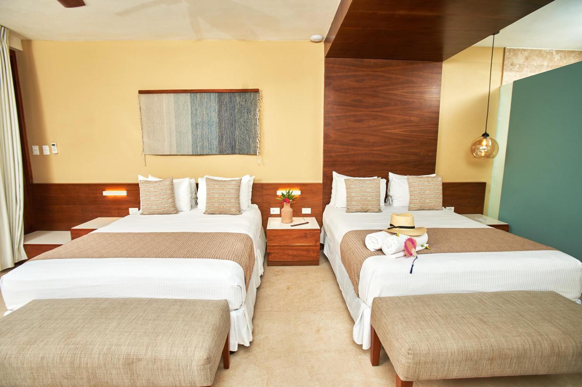 Caracol Hotel 4*