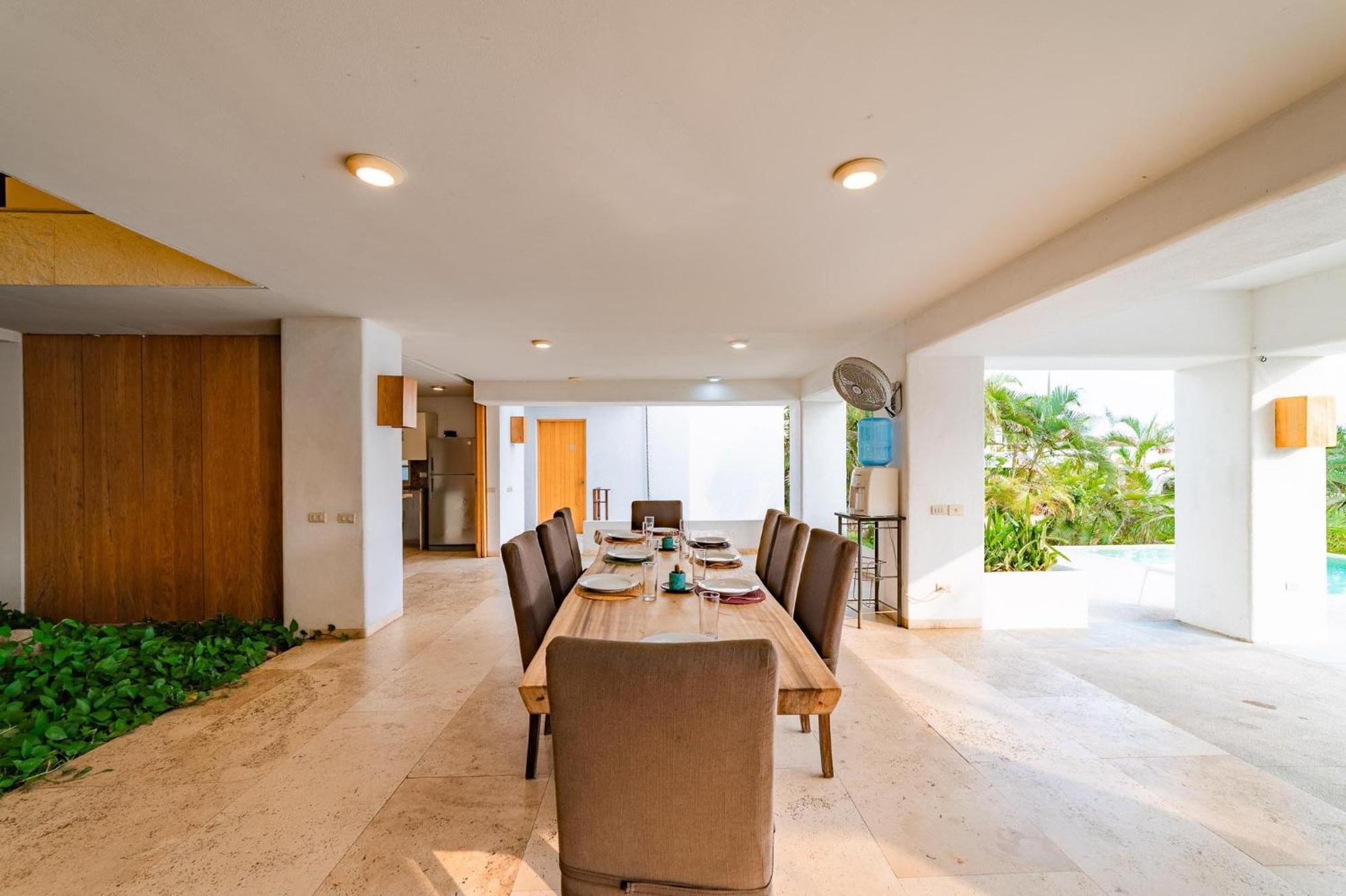 2029 - Camino Real Villa Santa Cruz Huatulco