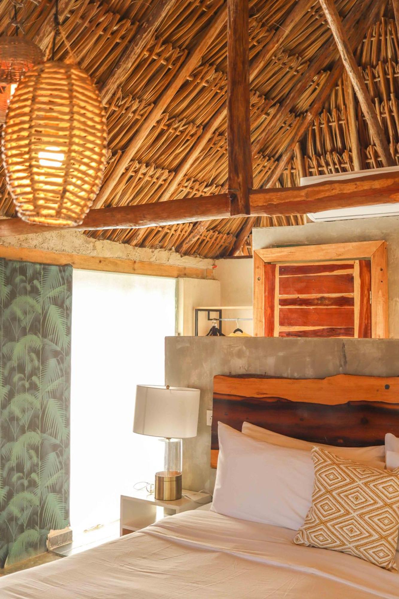 Casa Mate Beachfront 3*