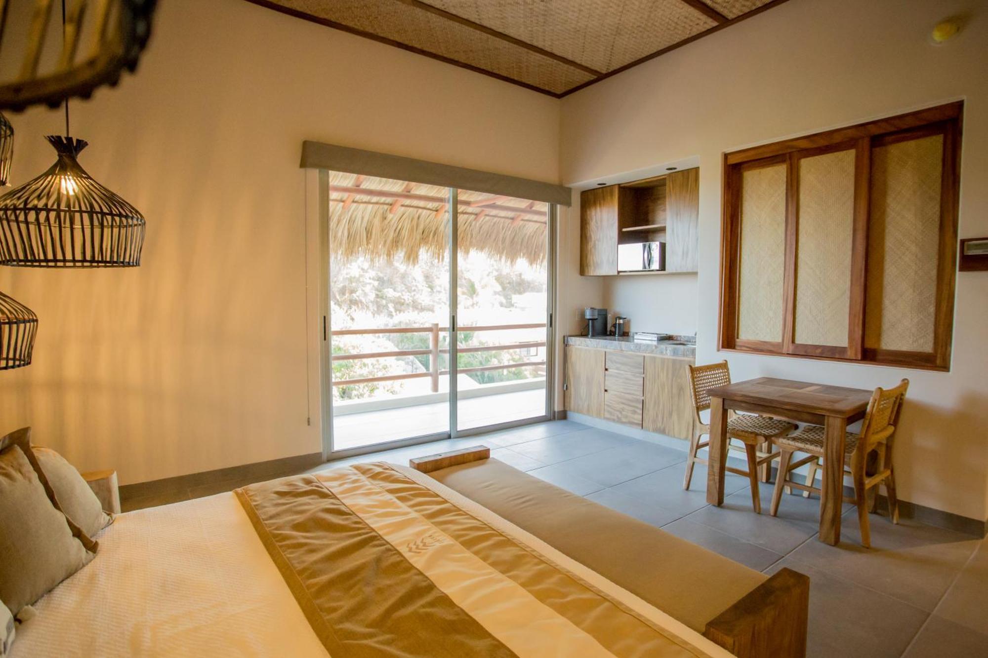 Hotel Casa Bocana 4*