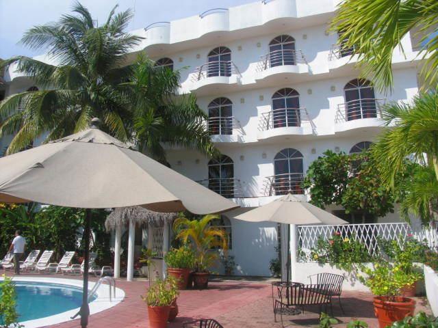 Y Suites Bugambilias