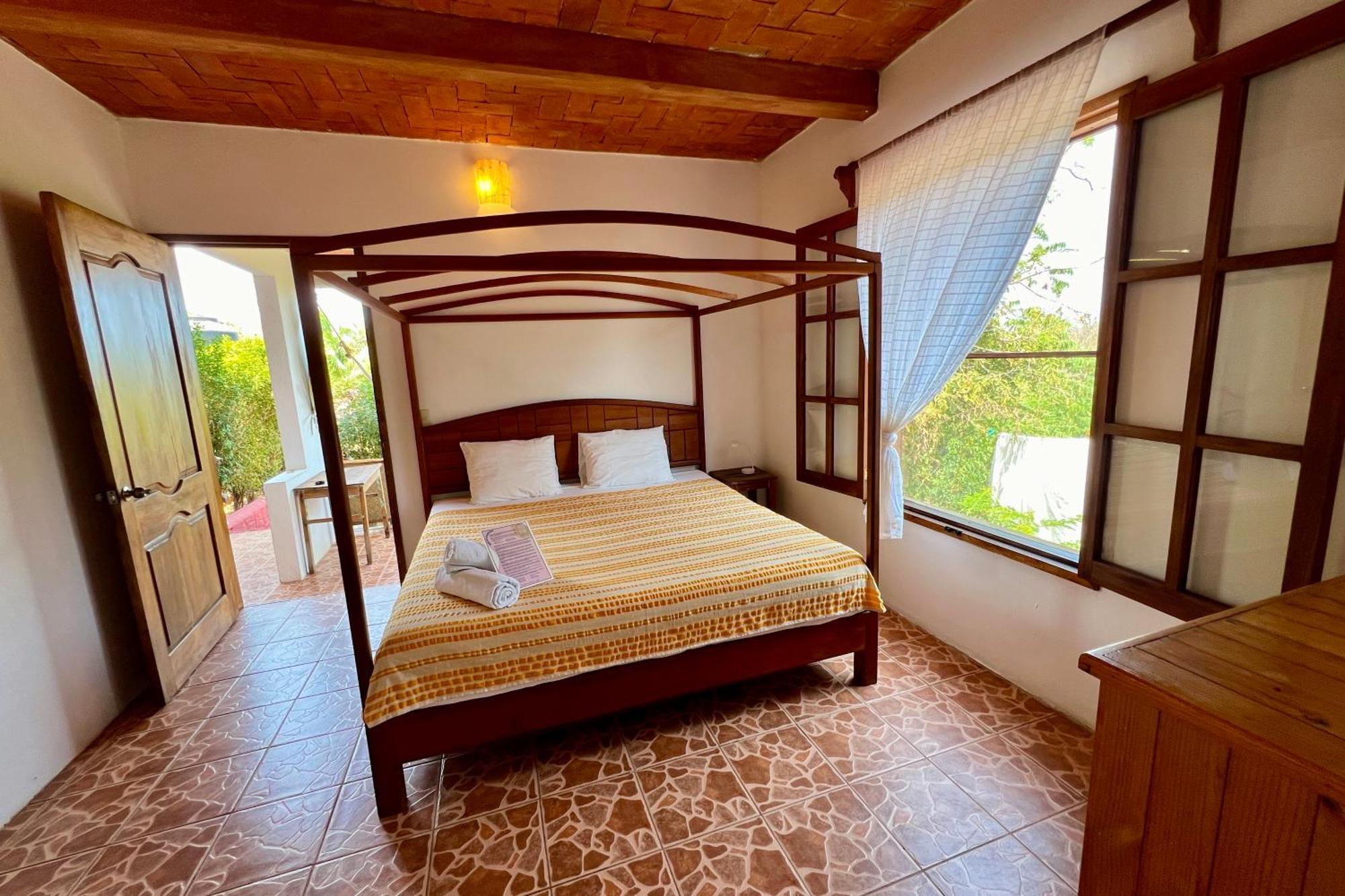 Casa Azar 4*