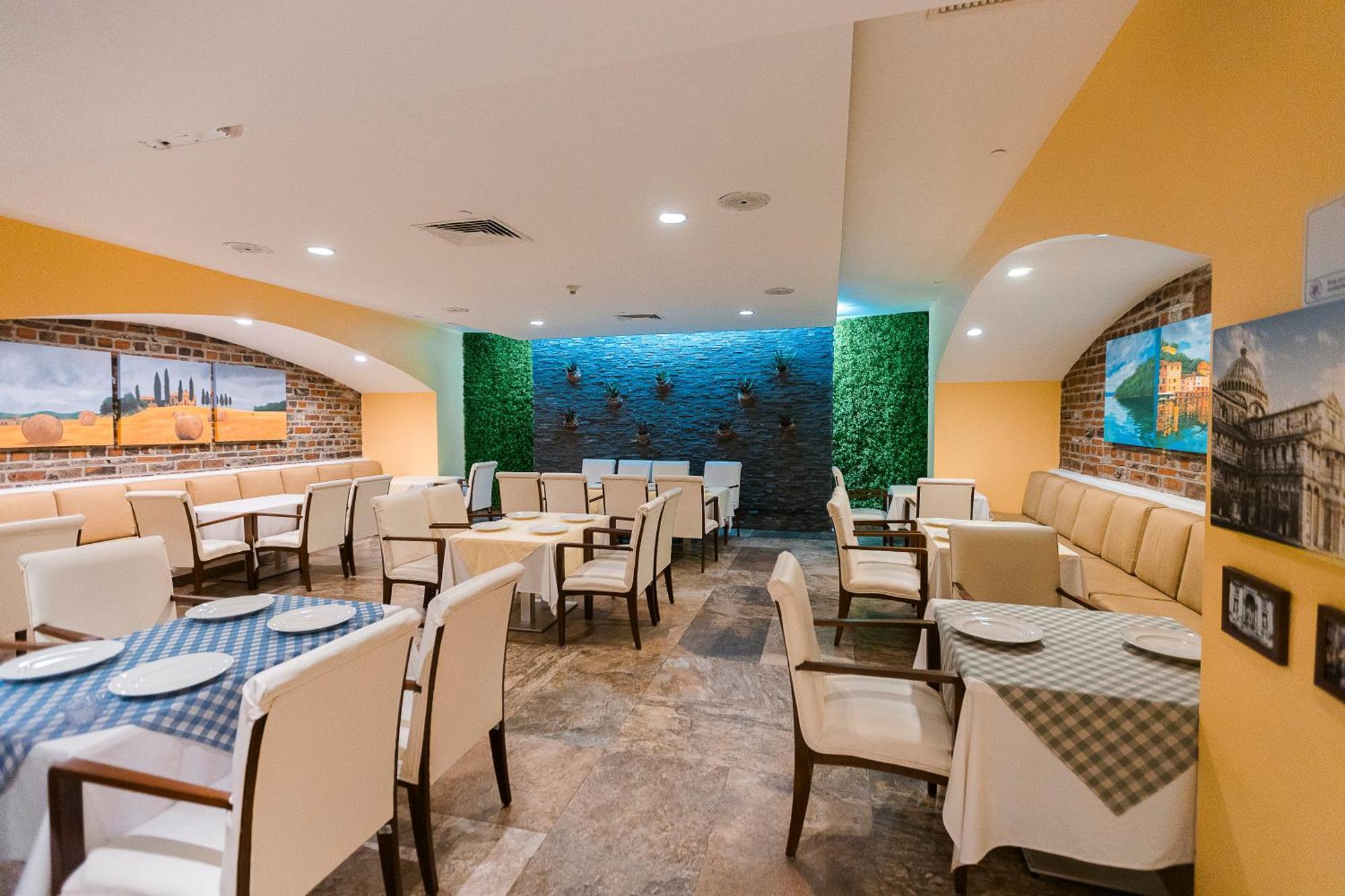 Azul Grand - & Convention Center Resort 5*