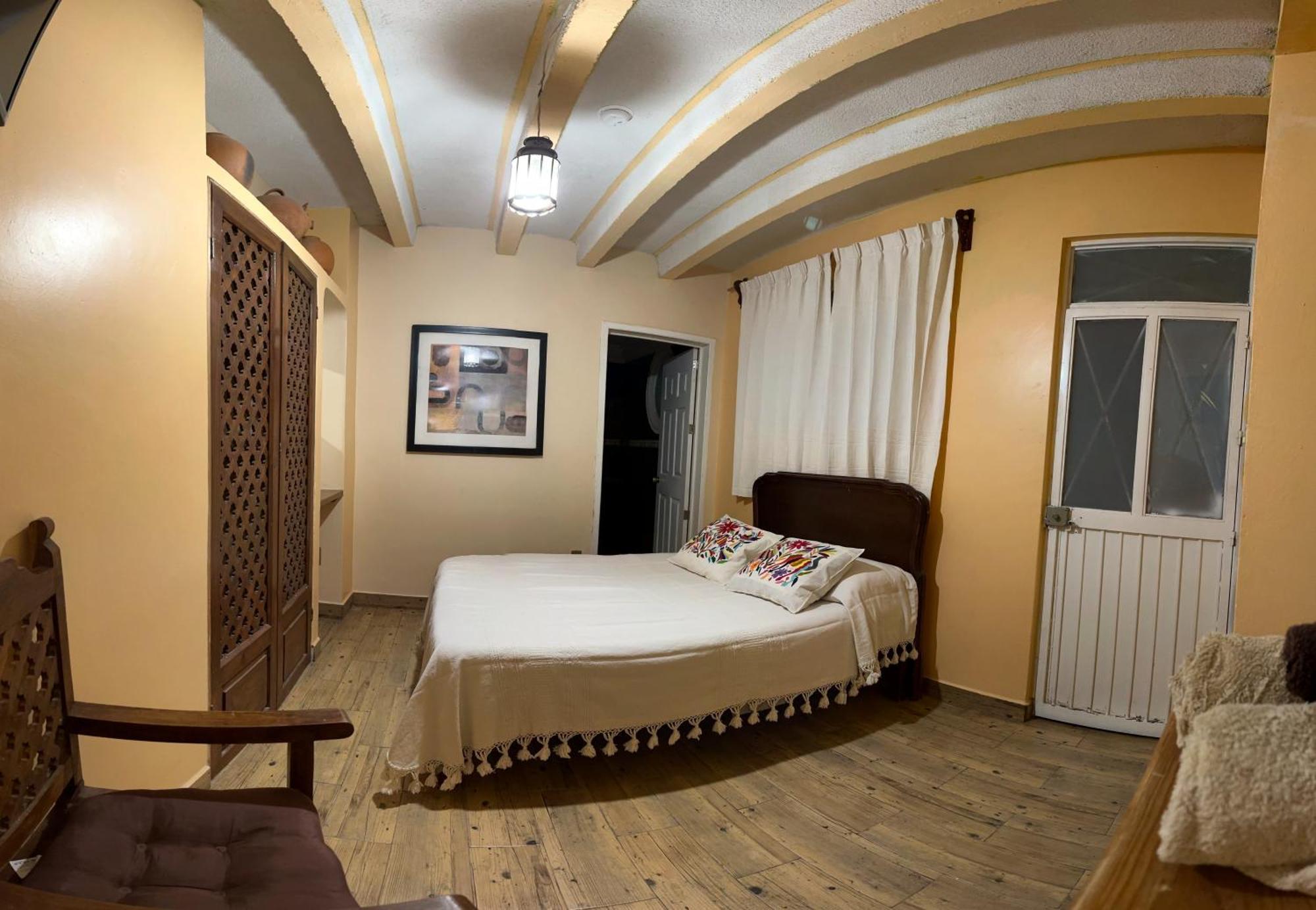 Casa Tecolote Hotel