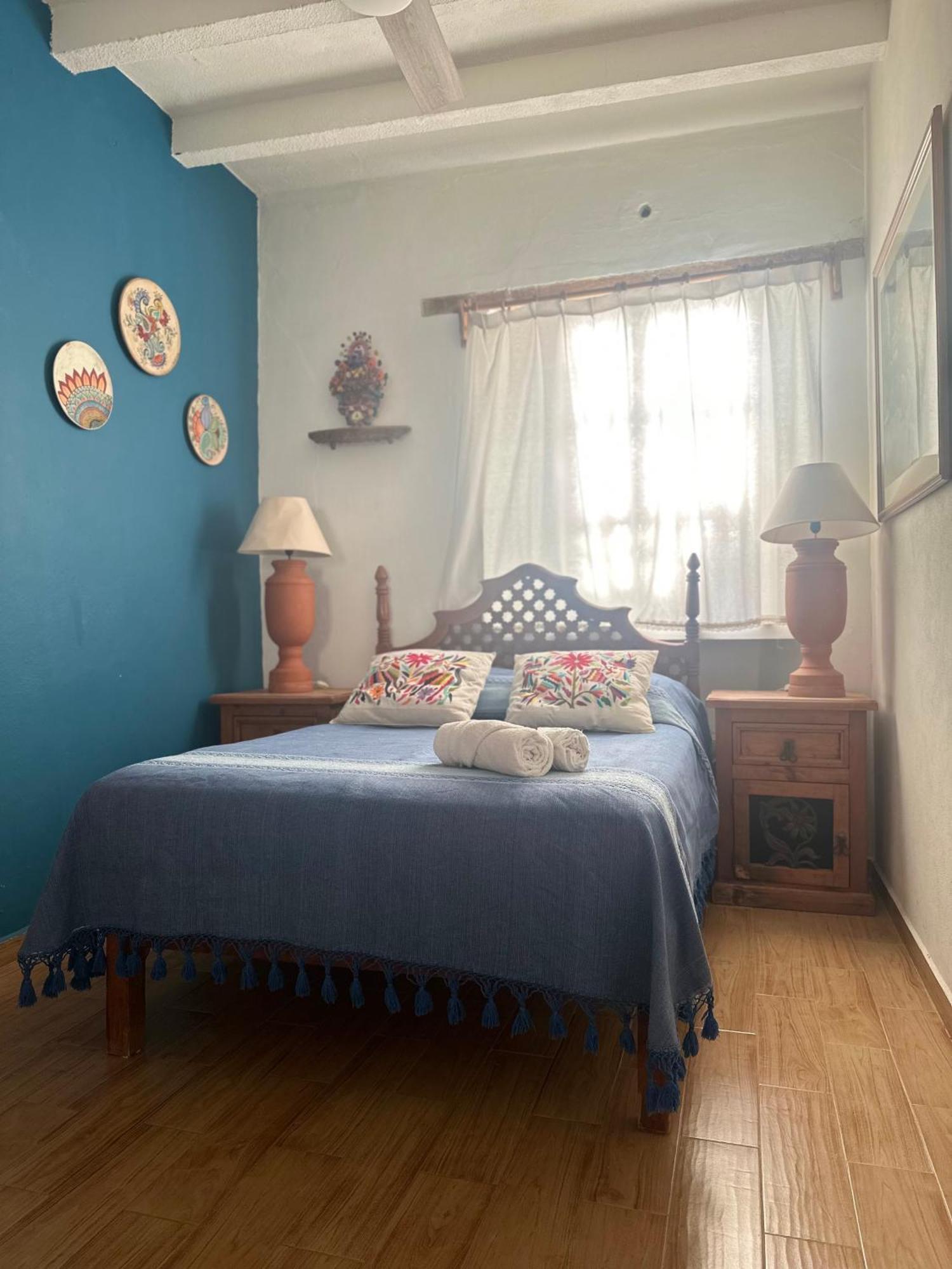 Casa Tecolote Hotel *