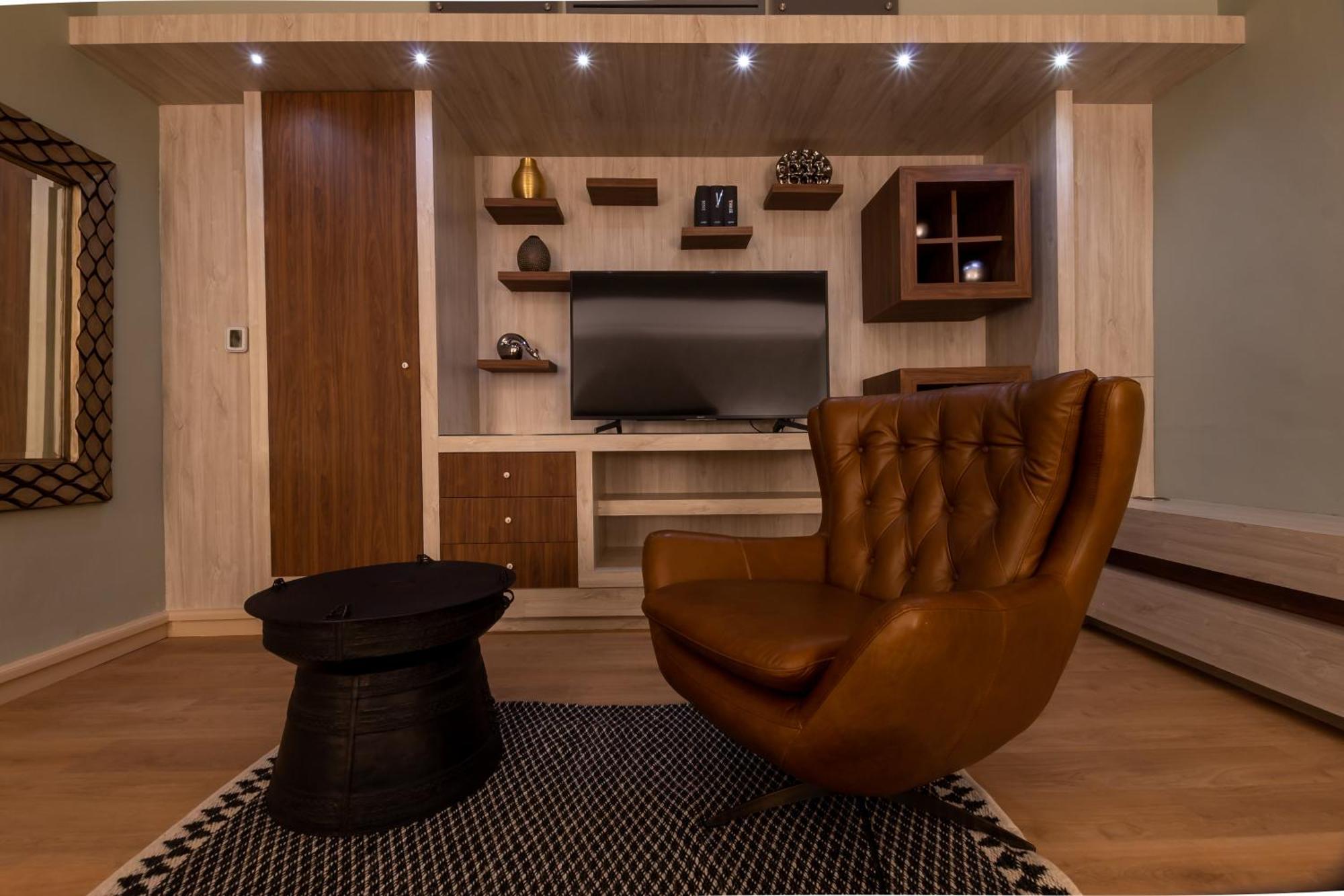 1850 Boutique