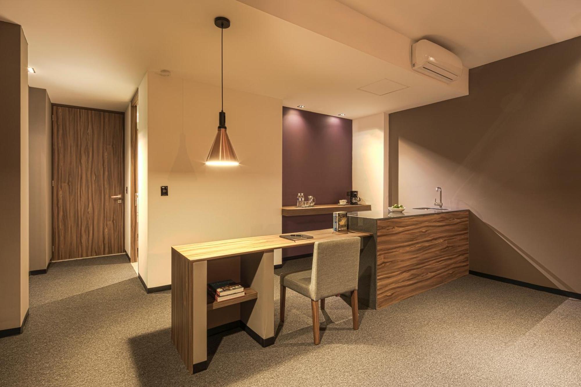 Kharma Hotel