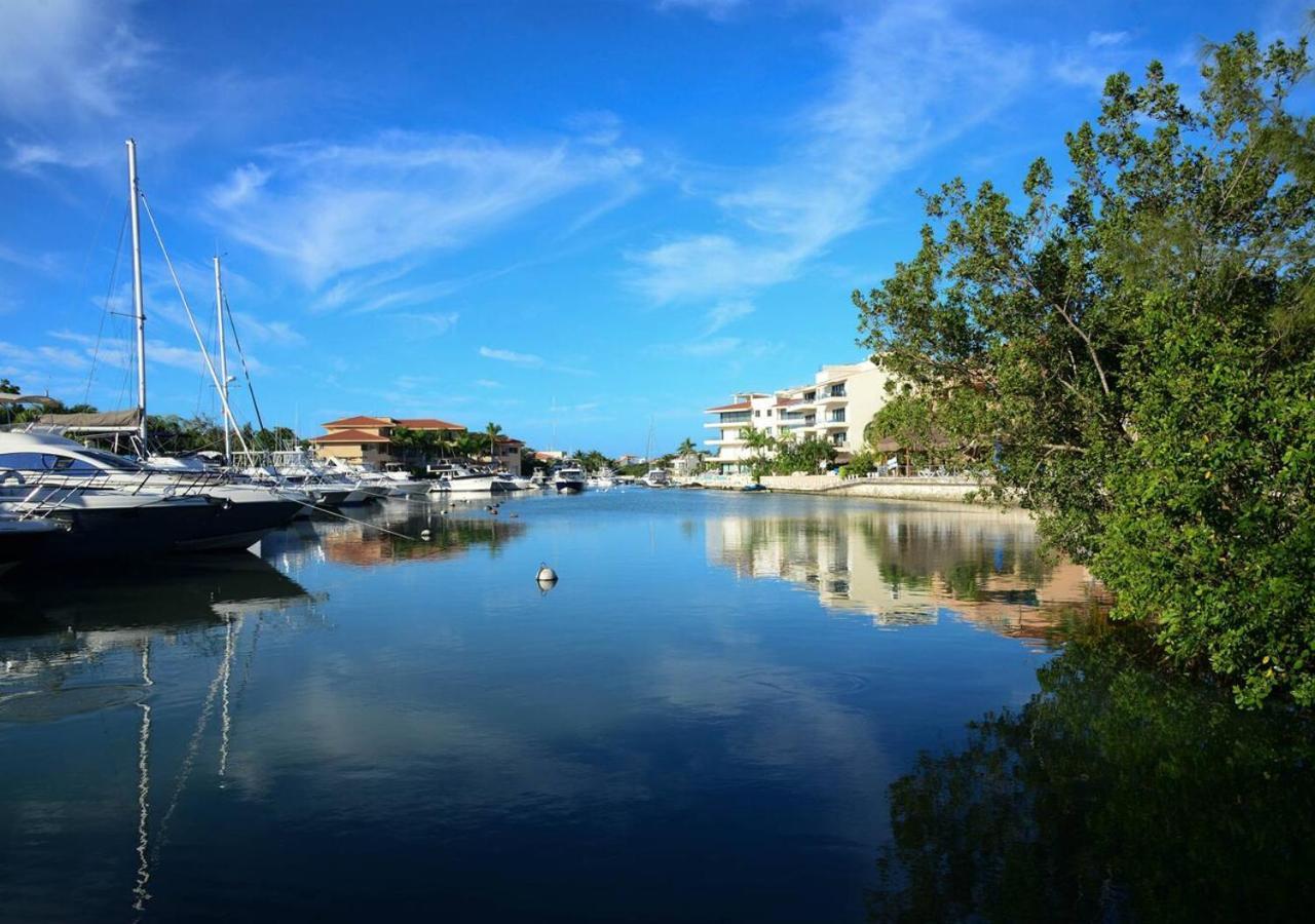 Apartment Ground Floor Paradise With Marina View And Pool Paddleboard Included *