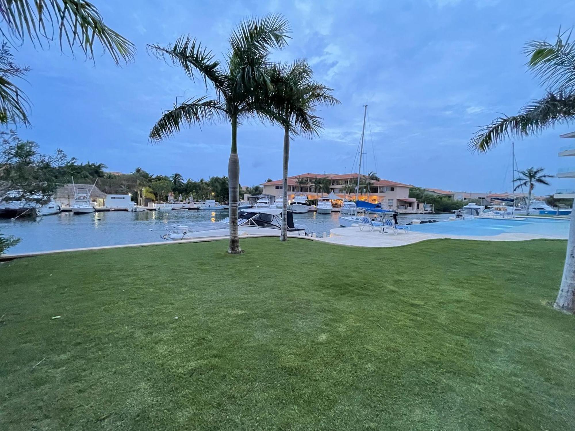 Ground Floor Paradise With Marina View And Pool Paddleboard Included Apartment Puerto Aventuras