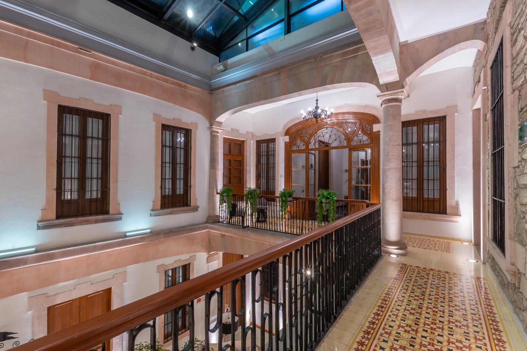Nueve 25 Boutique Hotel 5*
