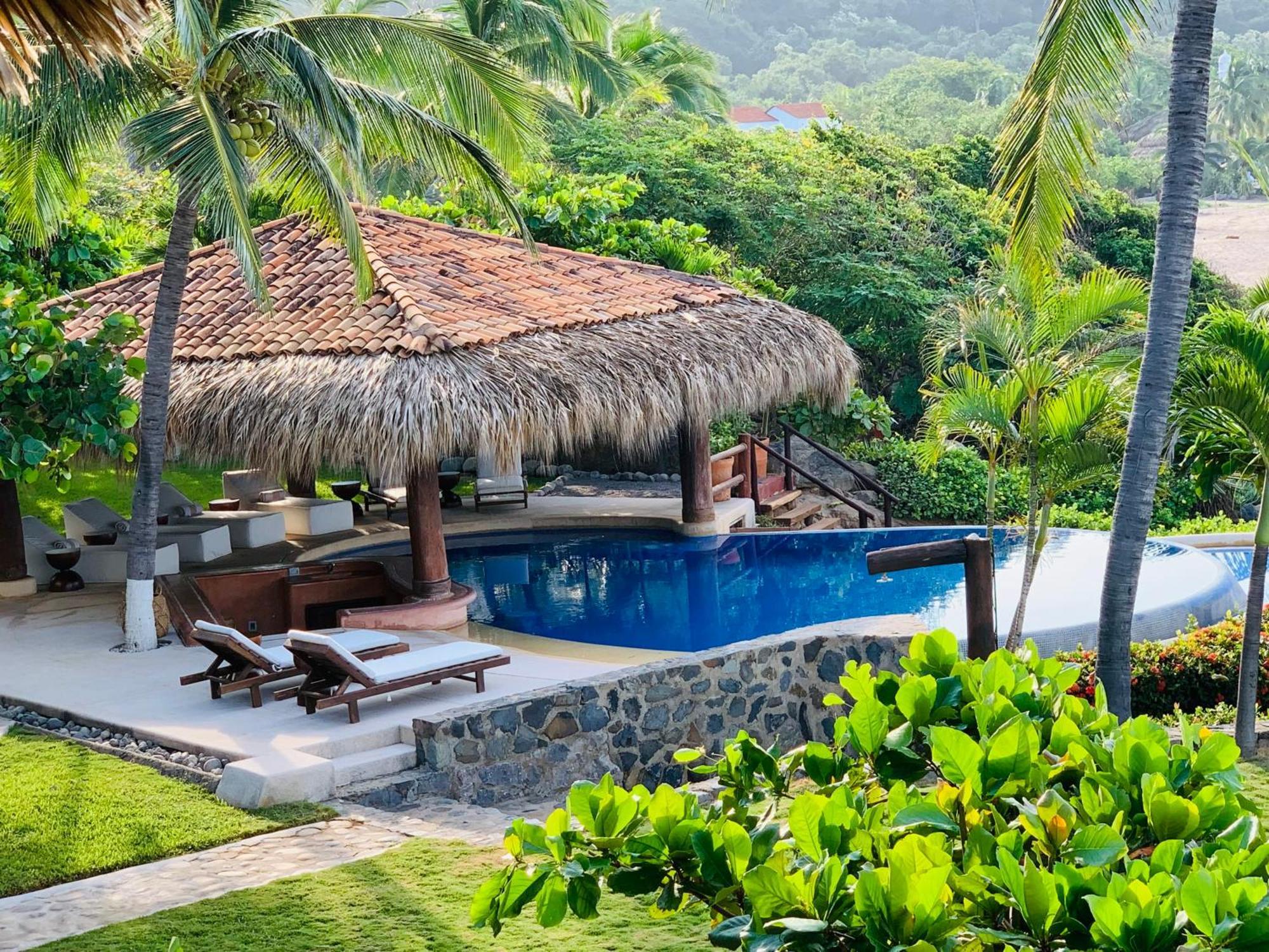 Casa Manzanillo Boutique 3*