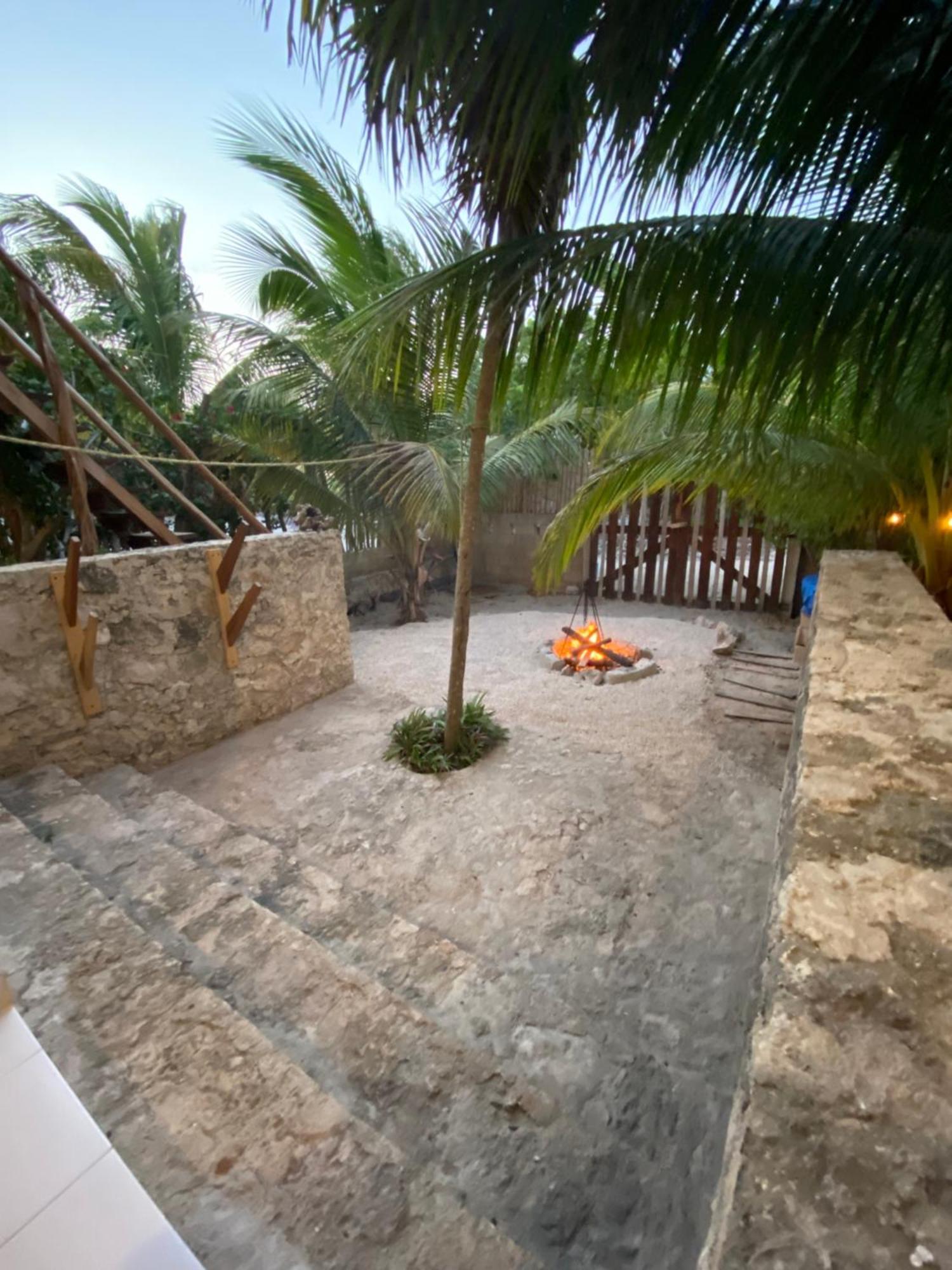La Casa Del Sol, Beachfront Holiday home