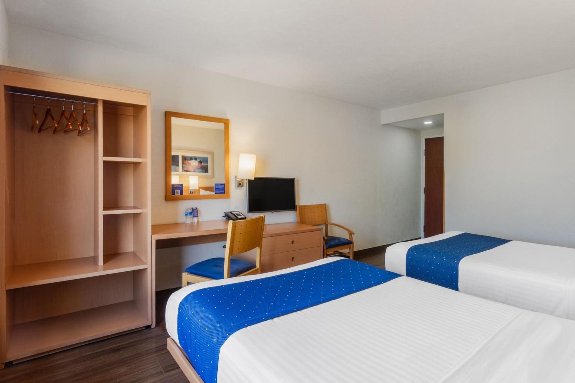 Express By Marriott Hotel 4*