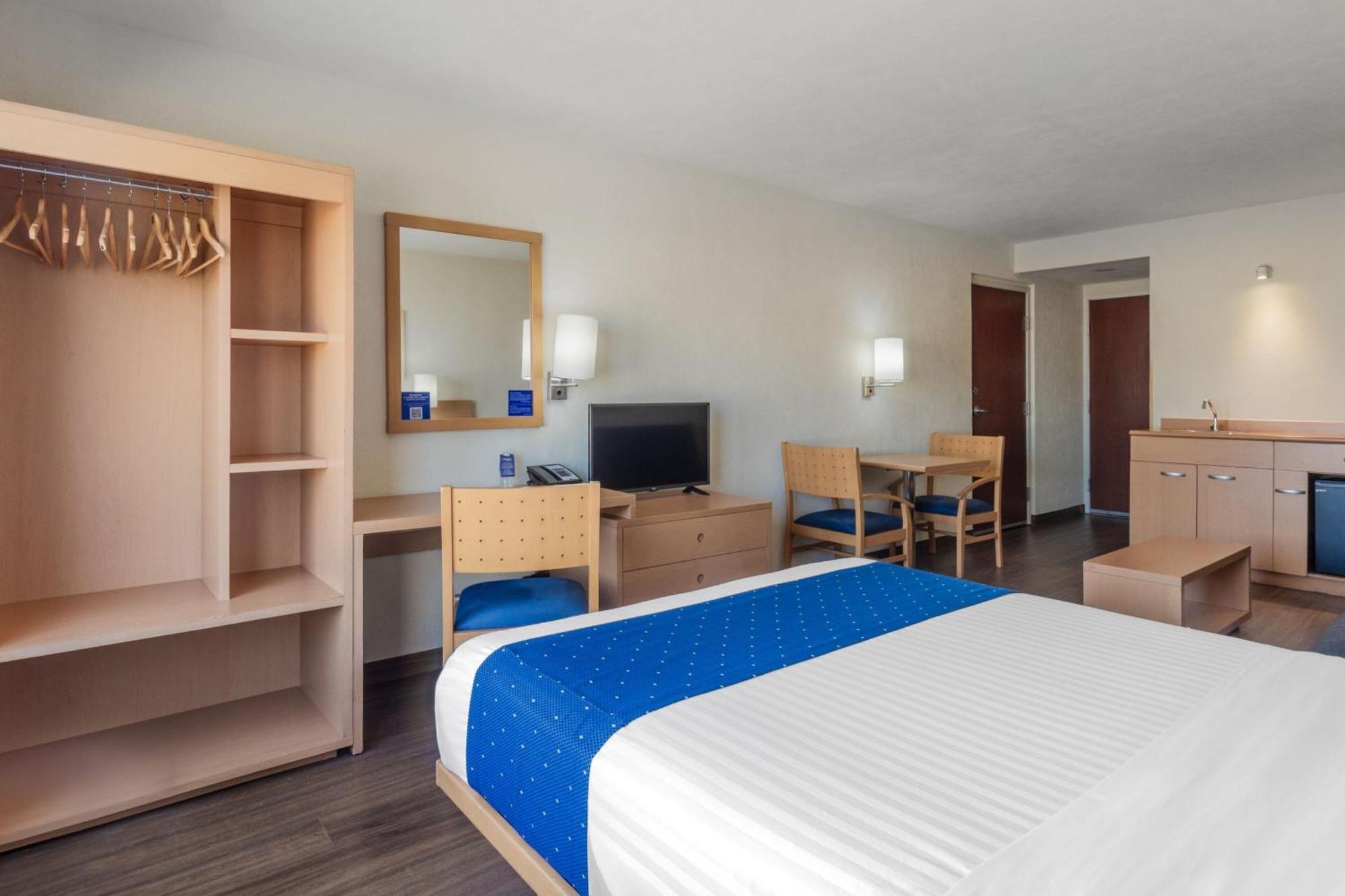 Hotel Express By Marriott 4*