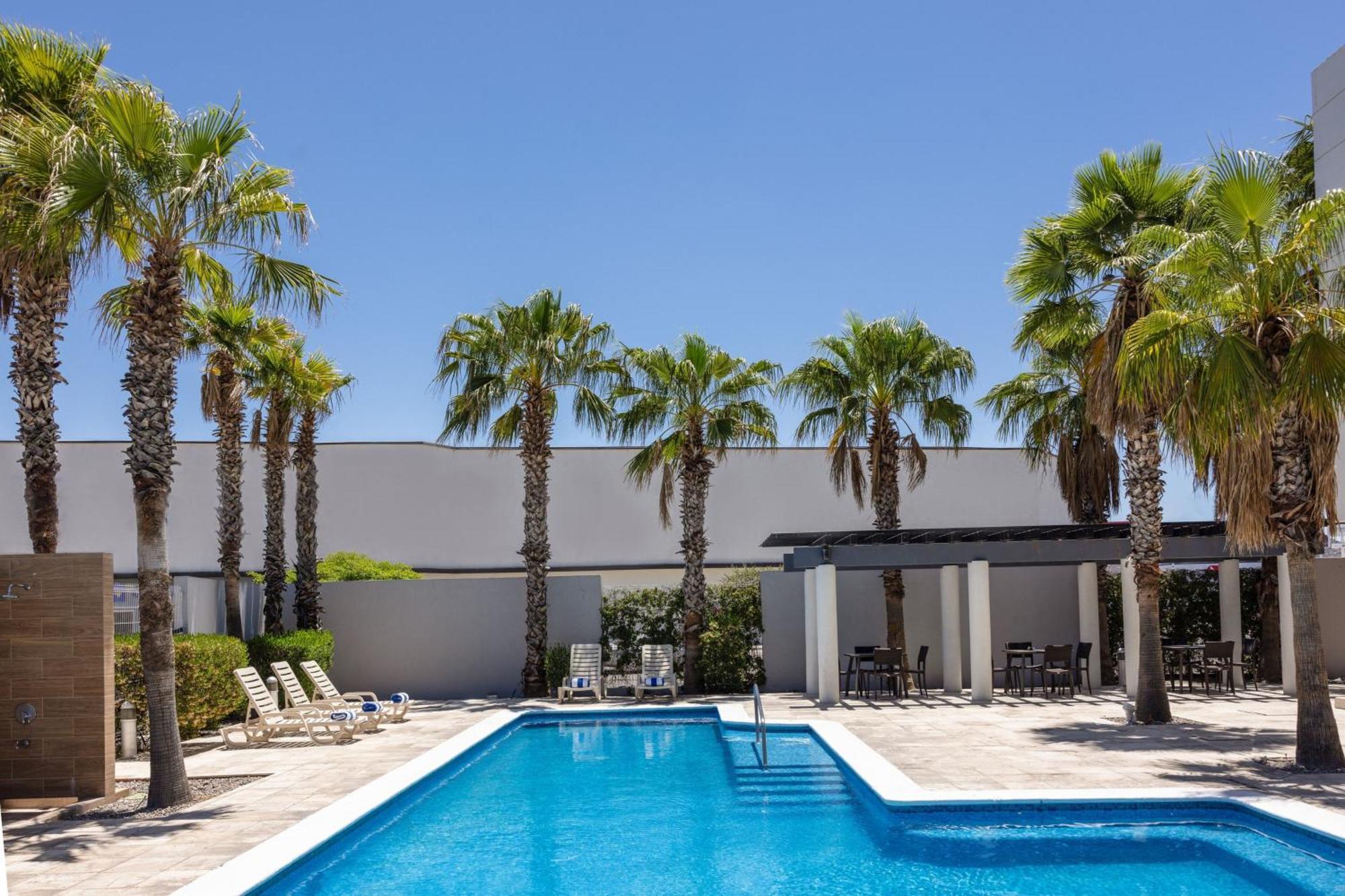 Courtyard By Marriott 4*