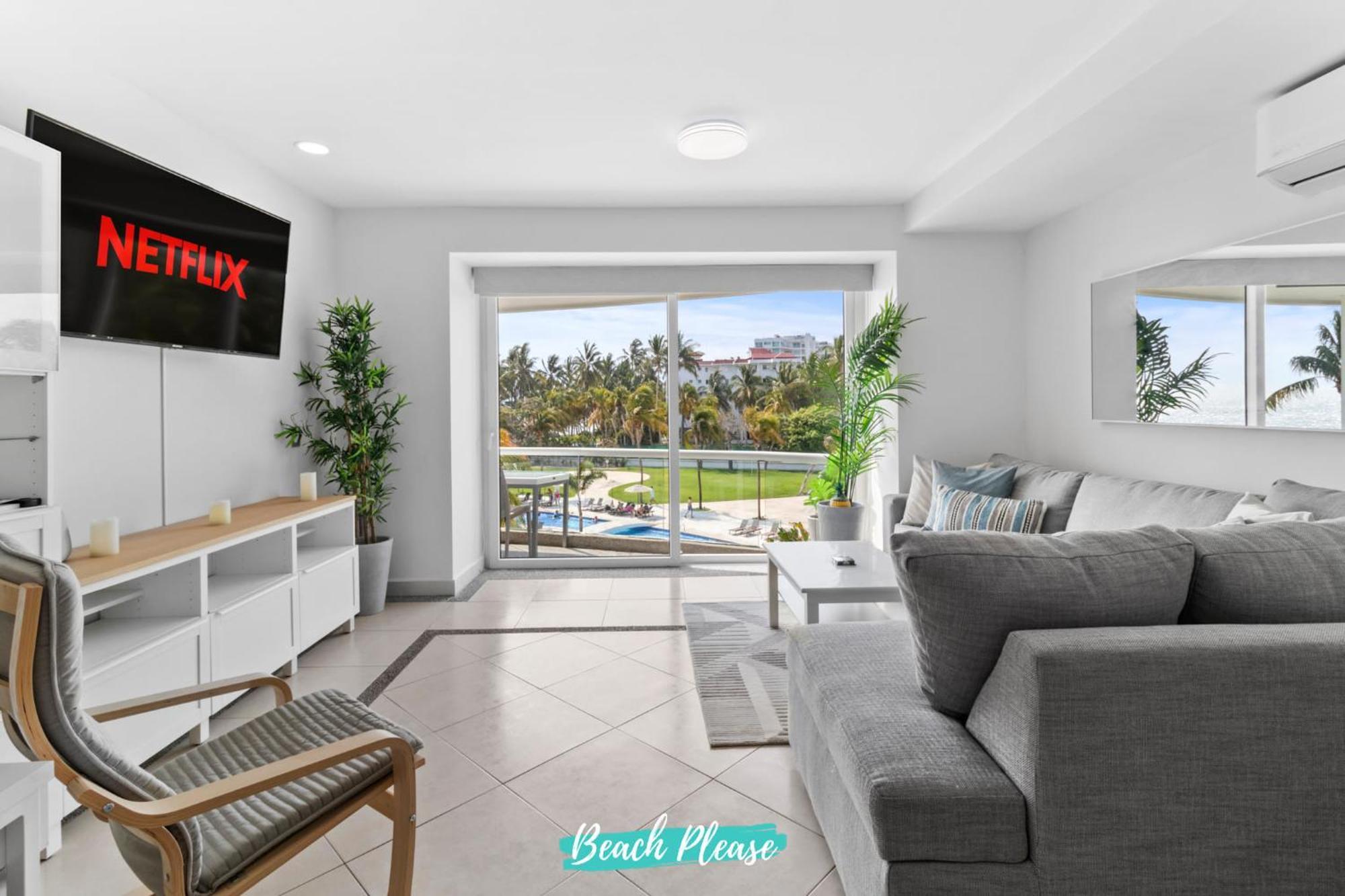 Villamagna - Beachfront Retreat With Oceanviews Apartment *