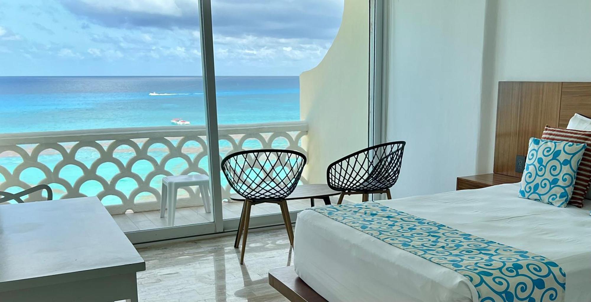 And Ocean Front Apartment *