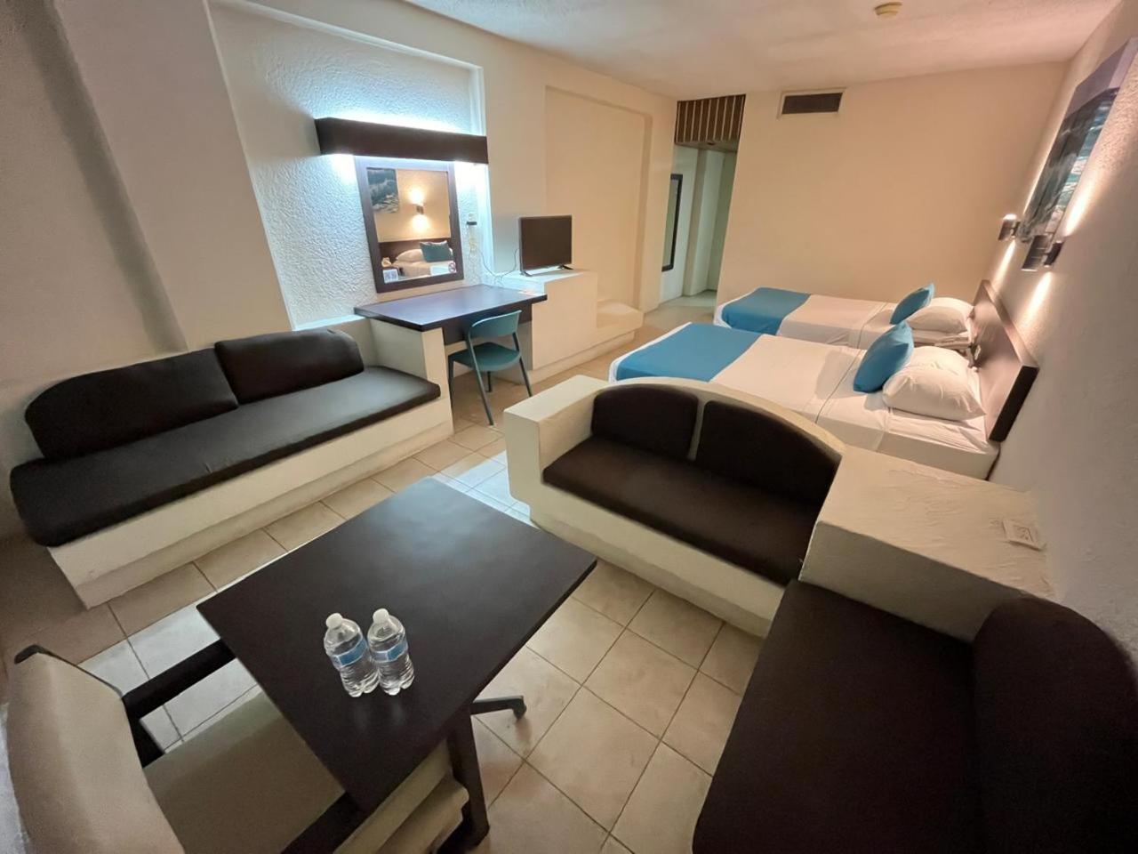 Howard Johnson By Wyndham Hotel 4*