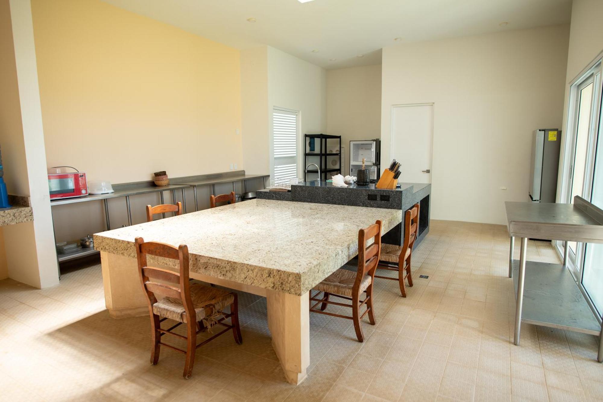 Holiday home 97985 Stunning Beachfront Wi-fi East Of Progreso *