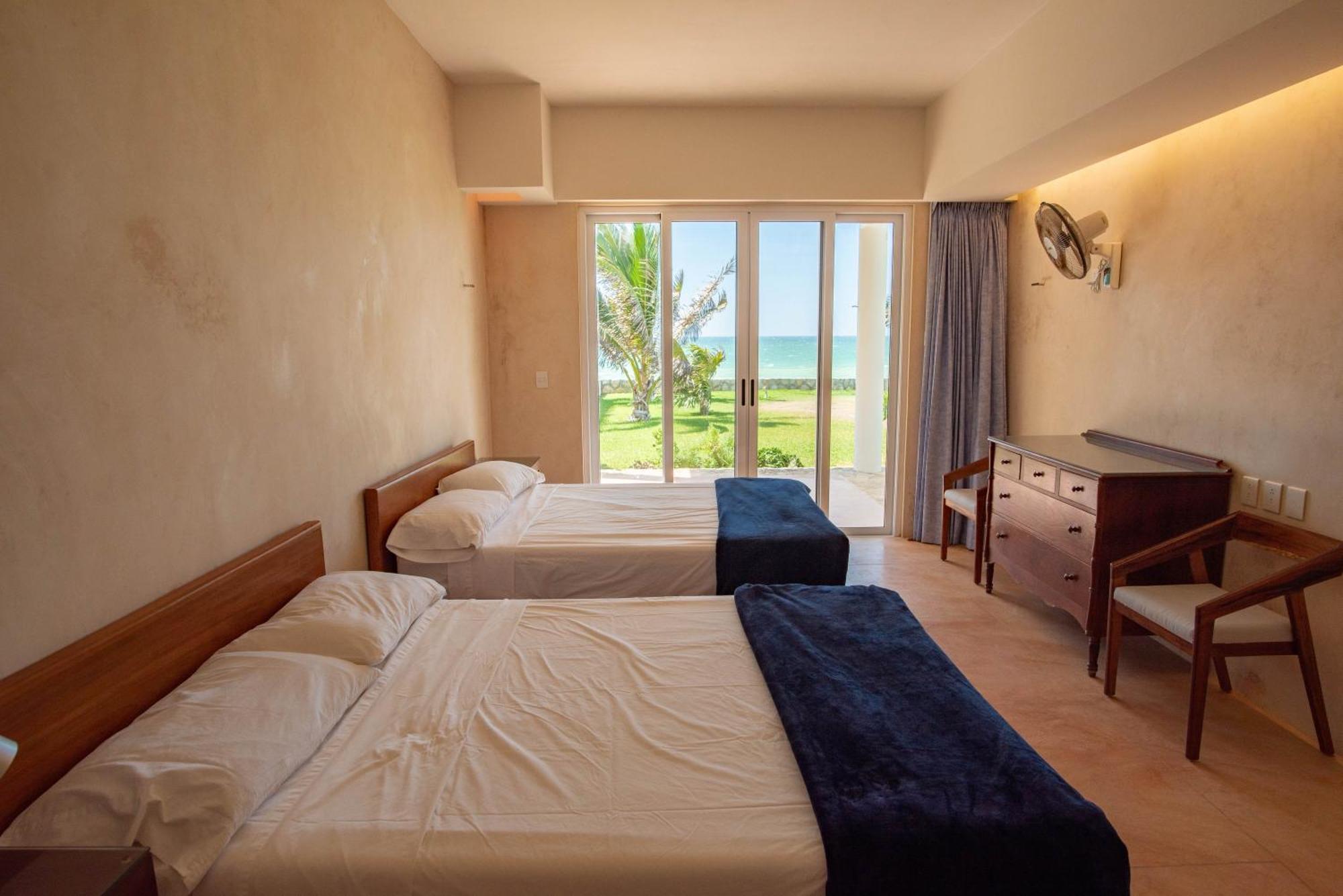 97985 Stunning Beachfront Wi-fi East Of Progreso * Chicxulub
