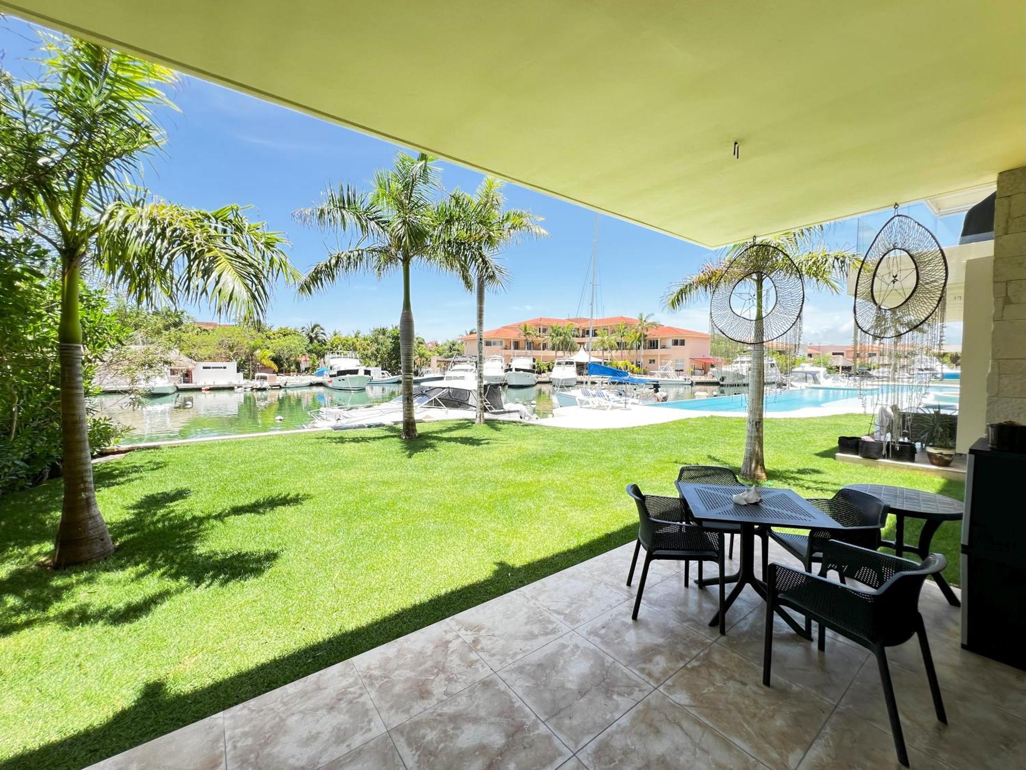 Apartment Ground Floor Paradise With Marina View And Pool Paddleboard Included Puerto Aventuras