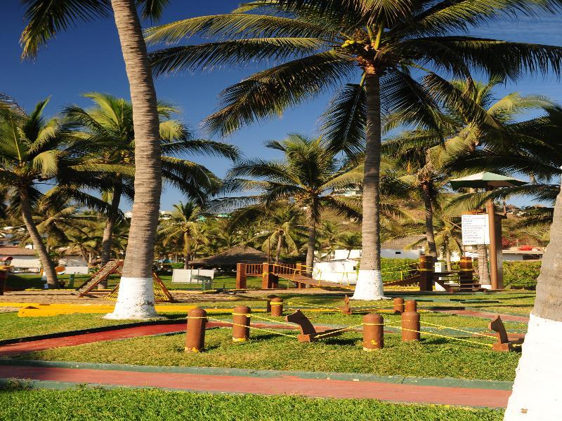 Vista Playa De Oro 4*