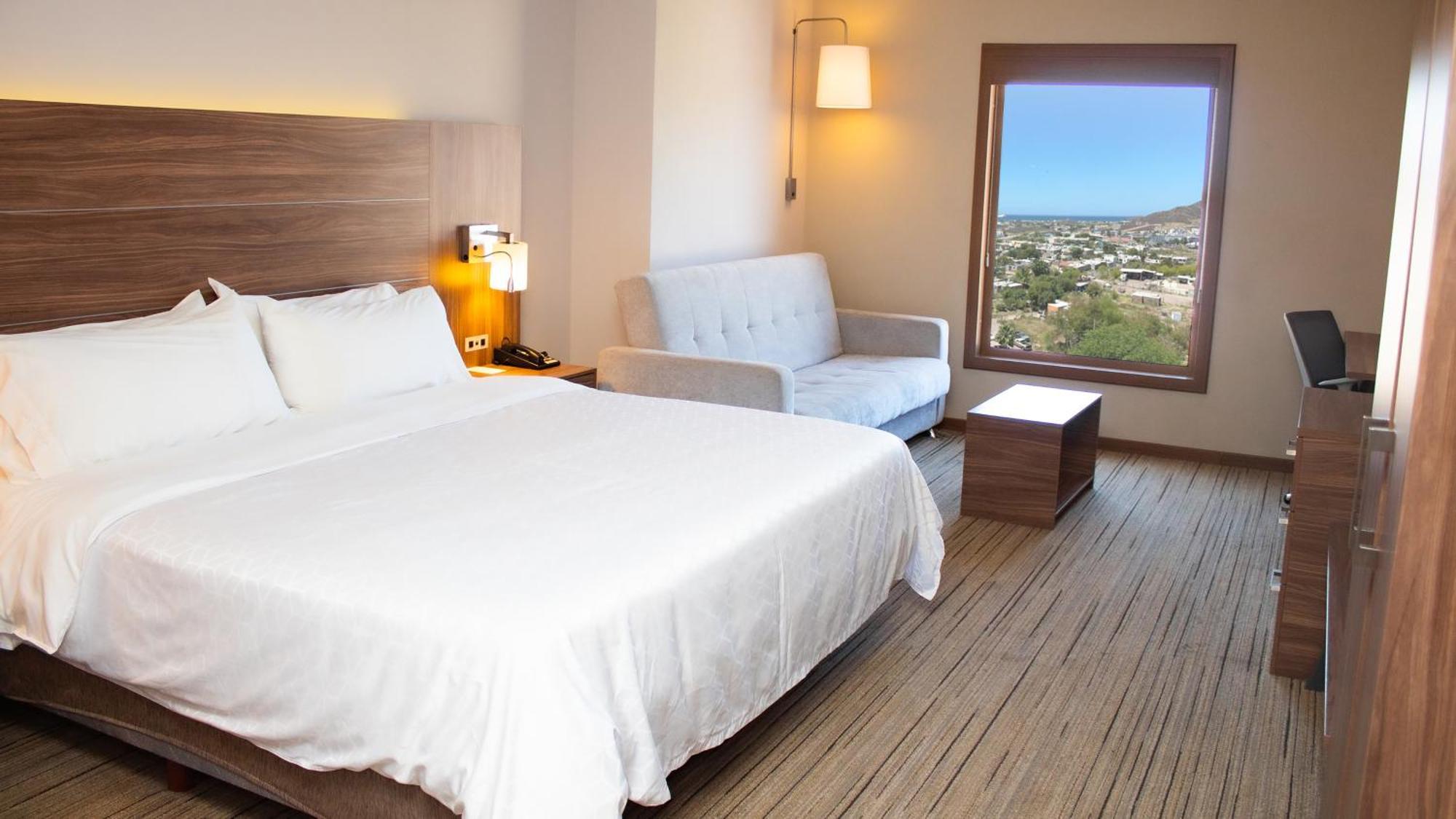 Hotel Express By Ihg Guaymas