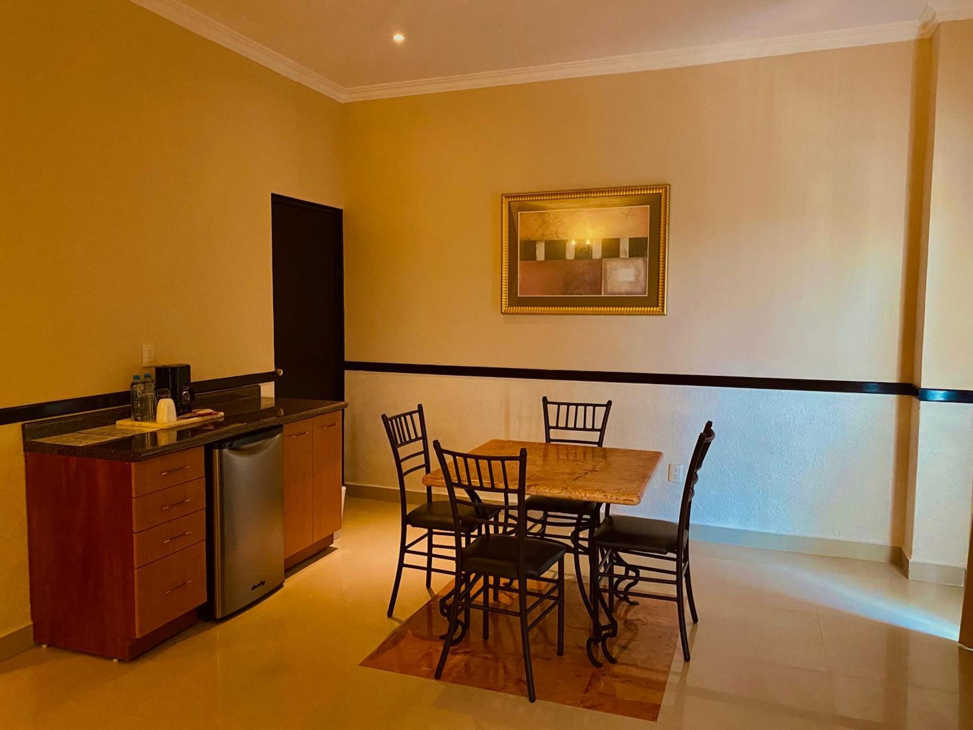 Hotel Palacio Maya 4*