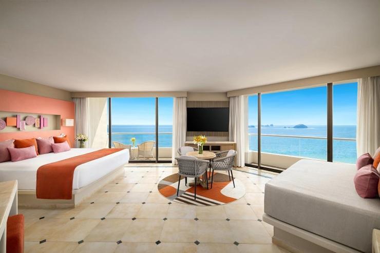 Sunscape Dorado Pacifico Ixtapa & Resort