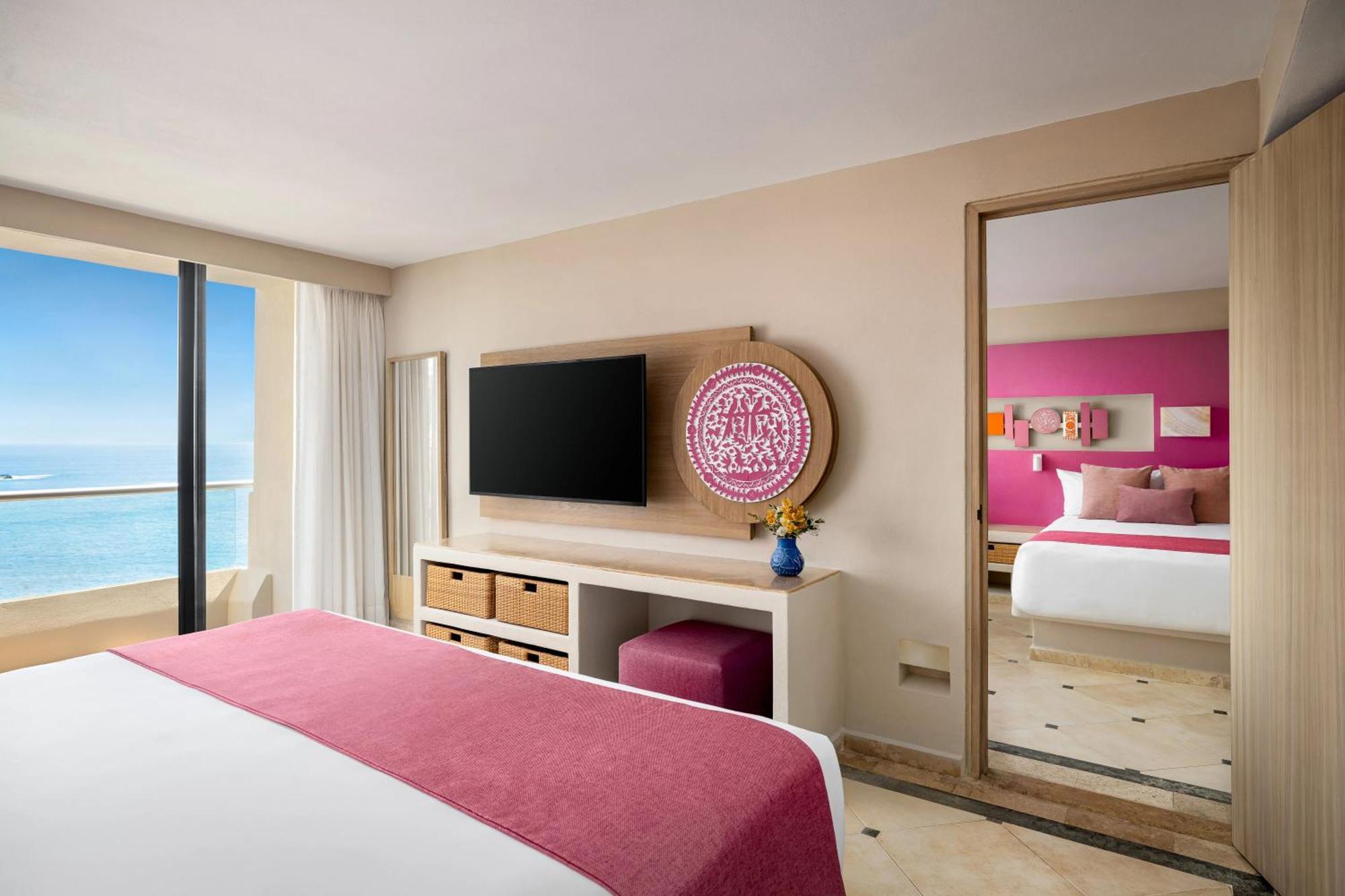 Sunscape Dorado Pacifico Ixtapa & Resort
