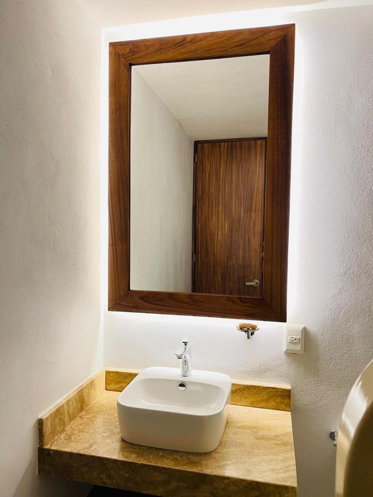 Hotel Ema 2*