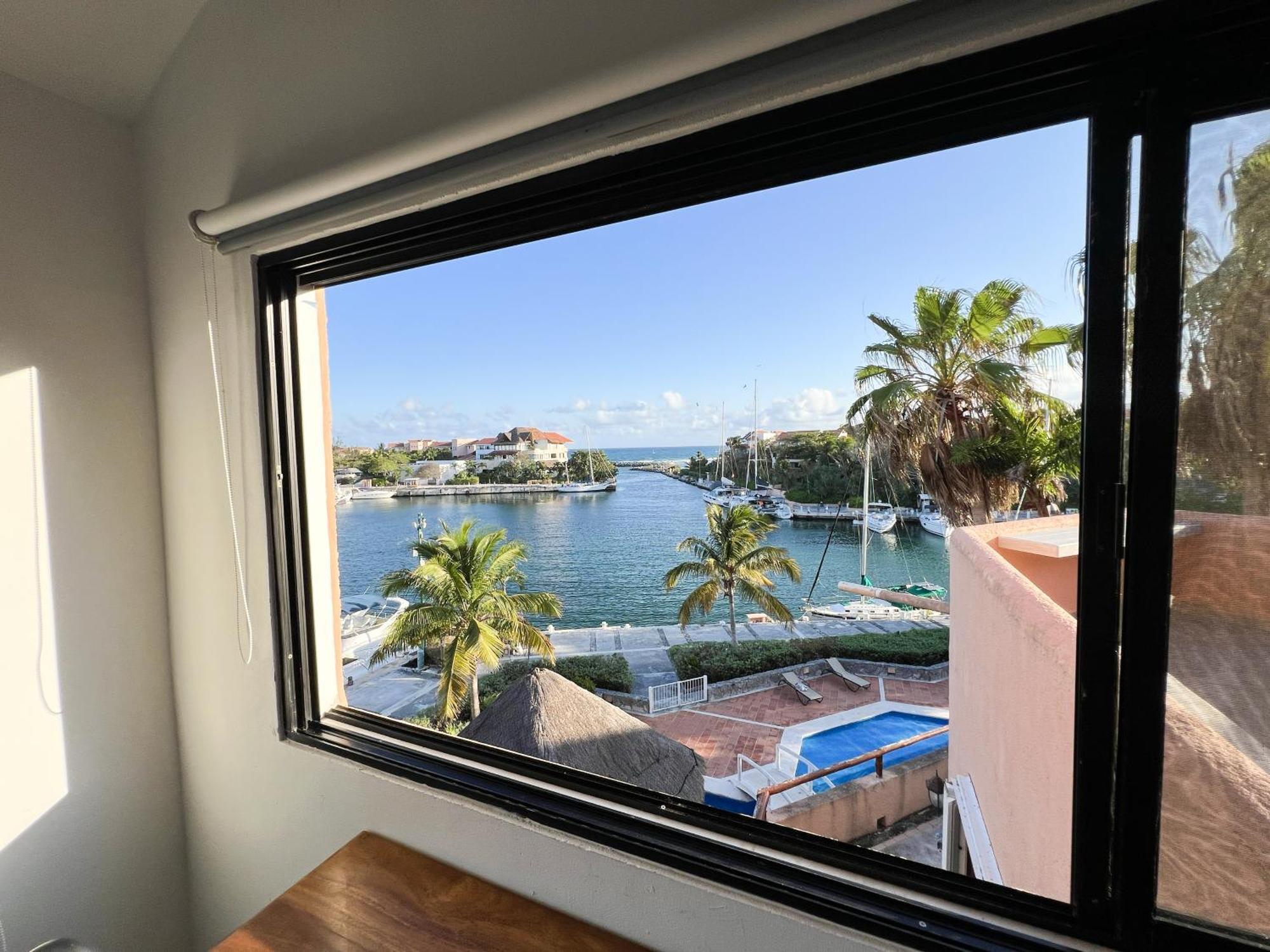 Ocean & Marina Views,affordable,spoil Yourself!