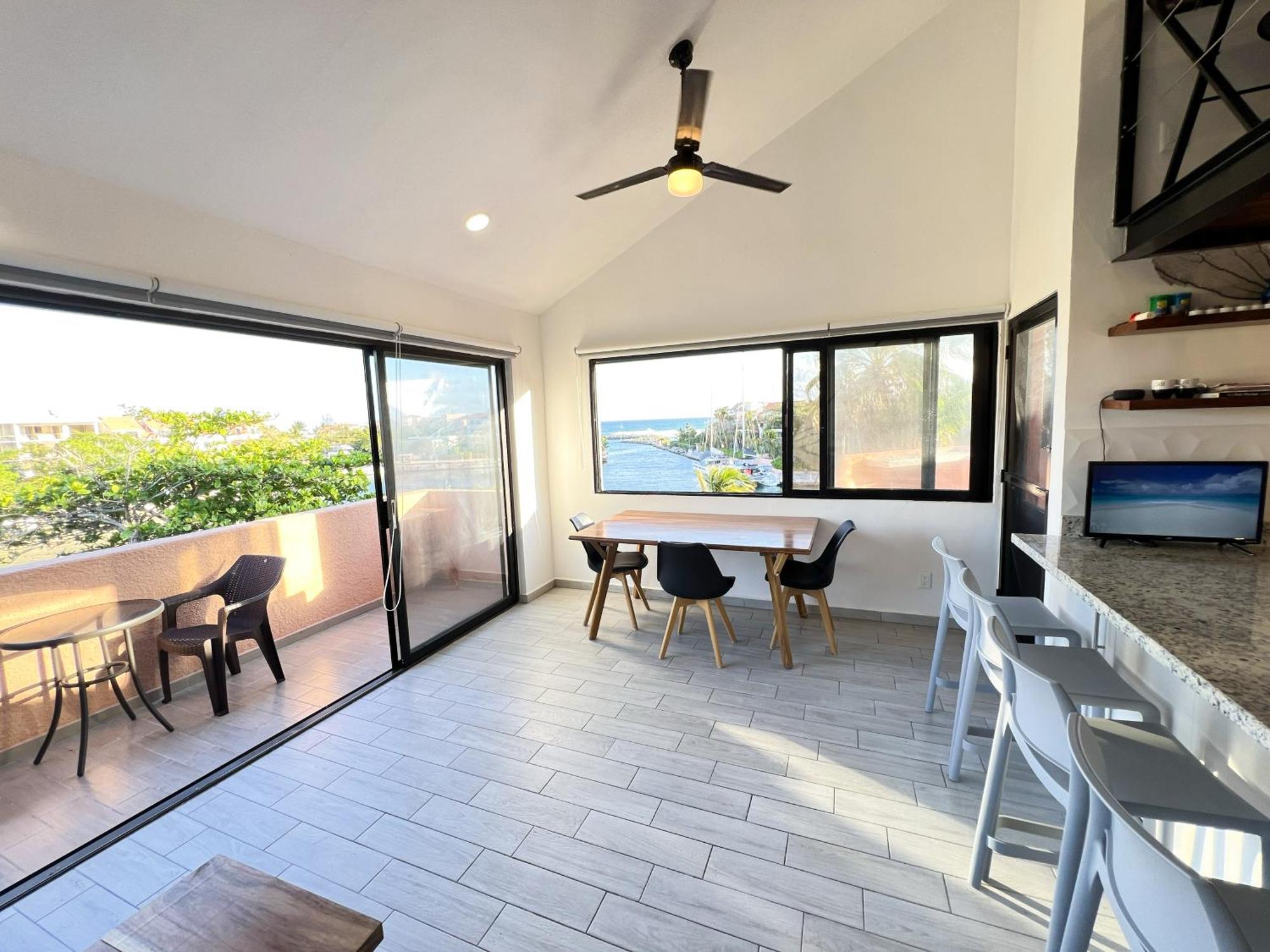 Ocean & Marina Views,affordable,spoil Yourself! Apartment *