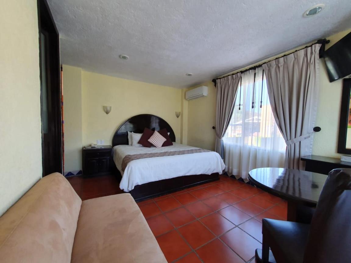 Hotel Real Del Valle 3*
