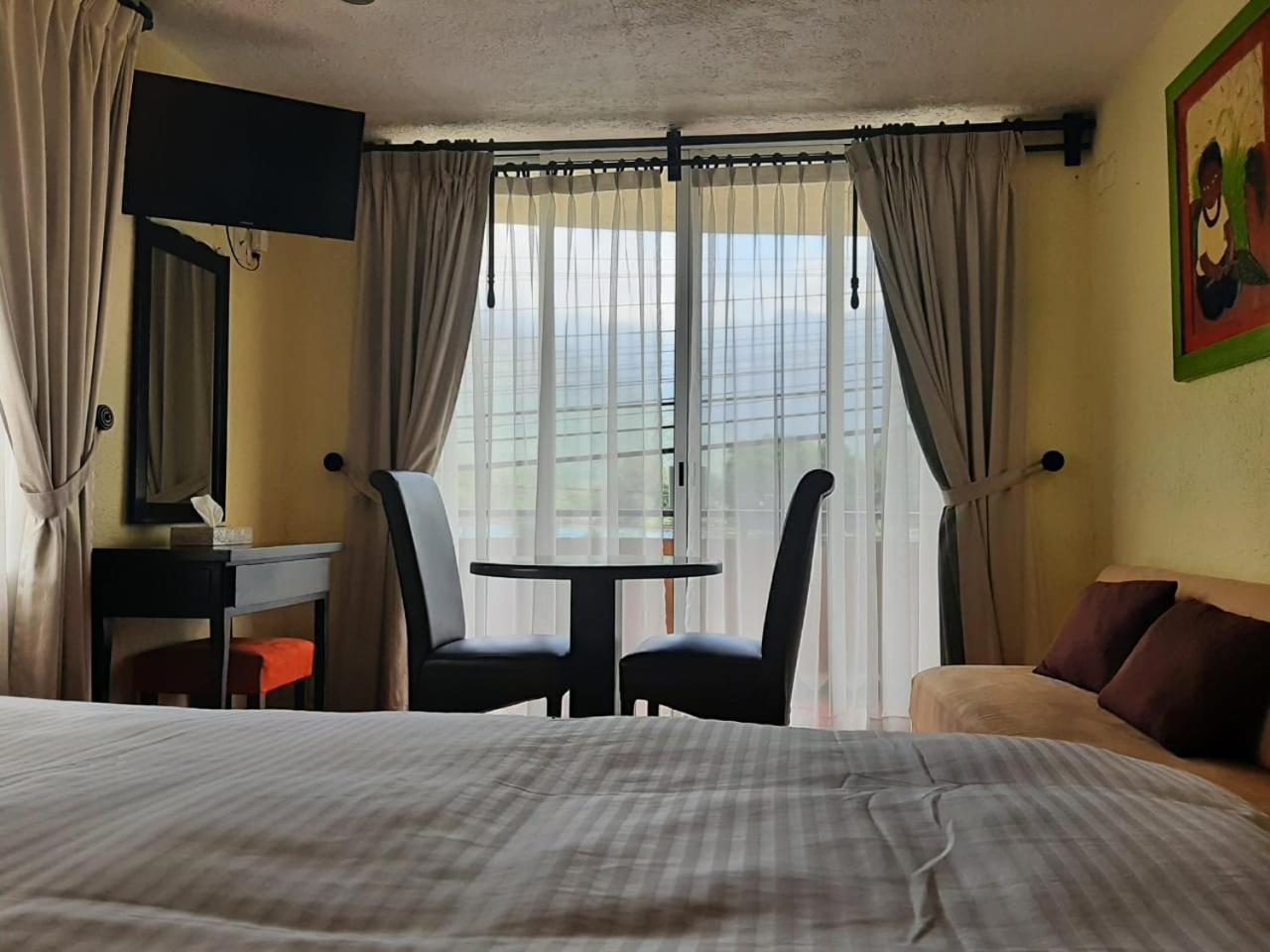 Hotel Real Del Valle
