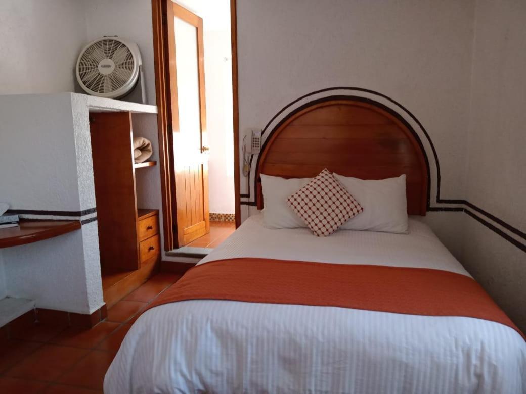 Hotel Real Del Valle 3*