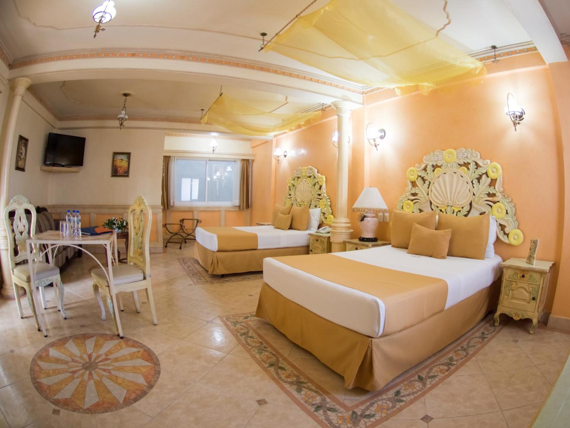 Margaritas Plaza Cristal Hotel 4*