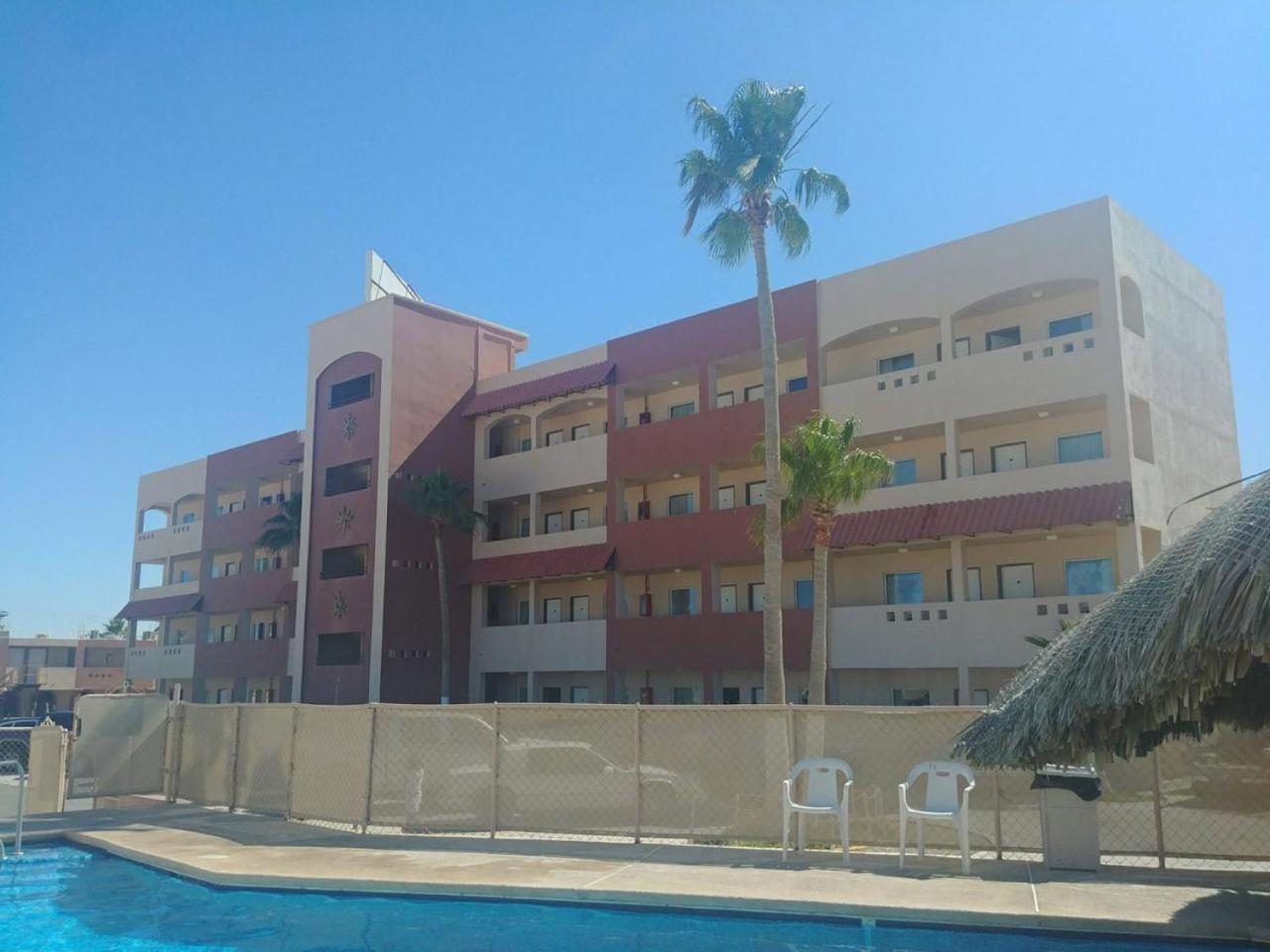 El Mirador Hotel 5*
