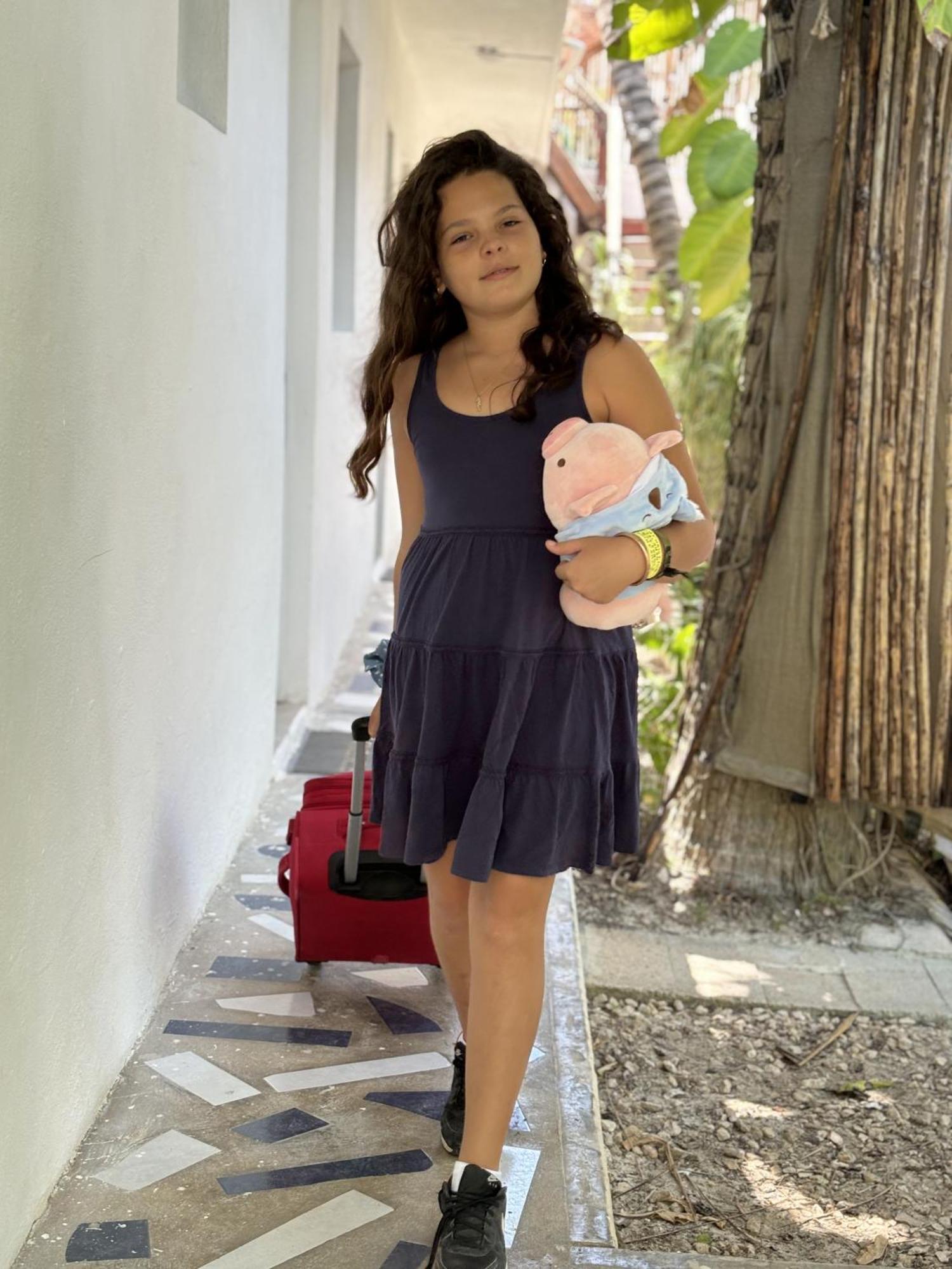 La Diosa Kali Front Hotel