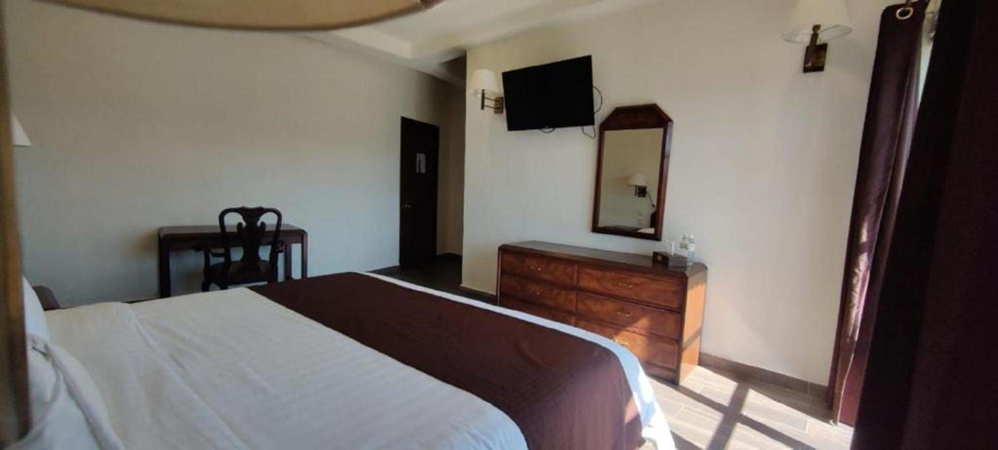 Santa Cecilia La Mora Huasca Hotel