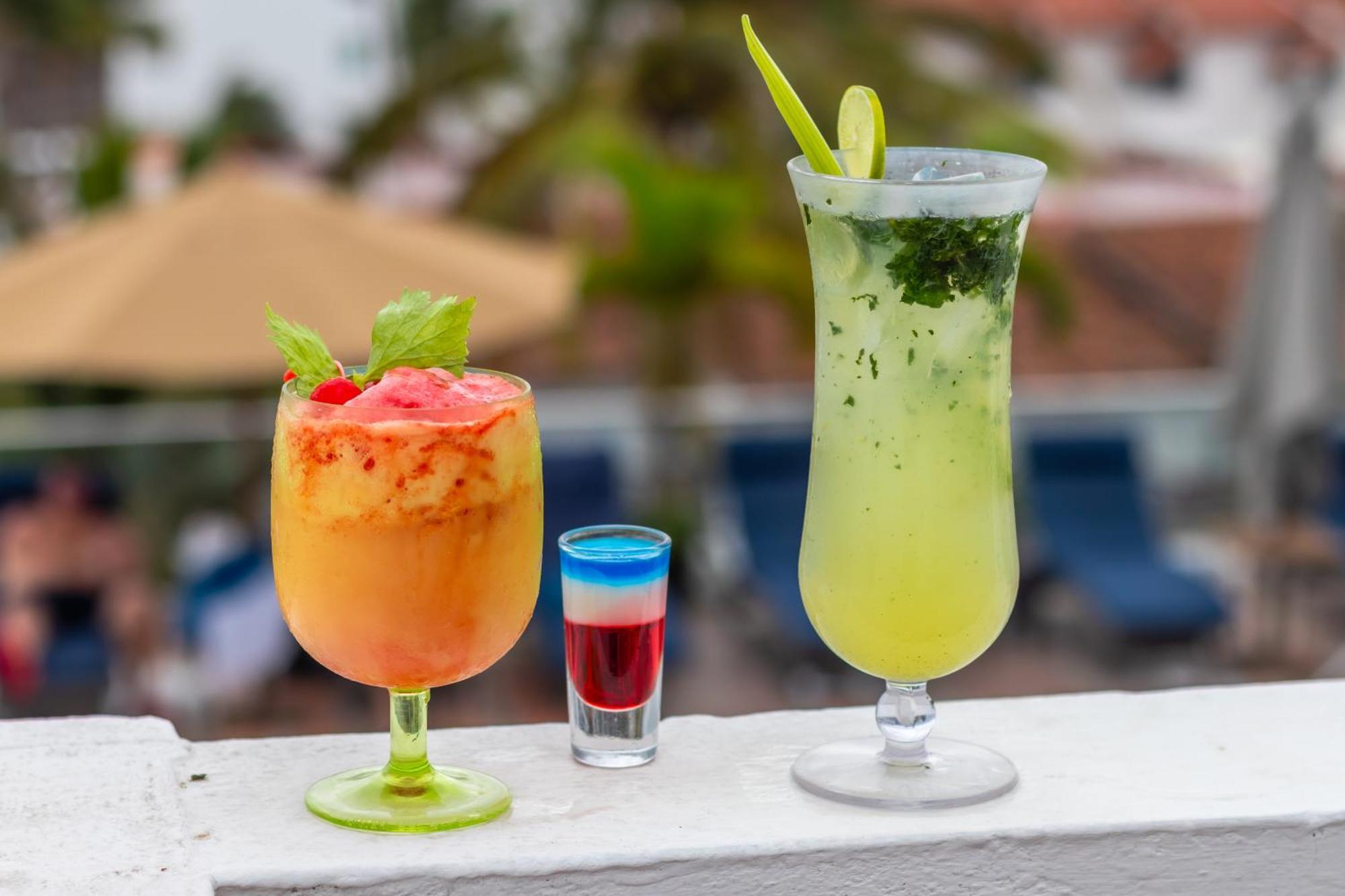 The Paramar Beachfront Boutique With Breakfast Included - Downtown Malecon 4* Puerto Vallarta