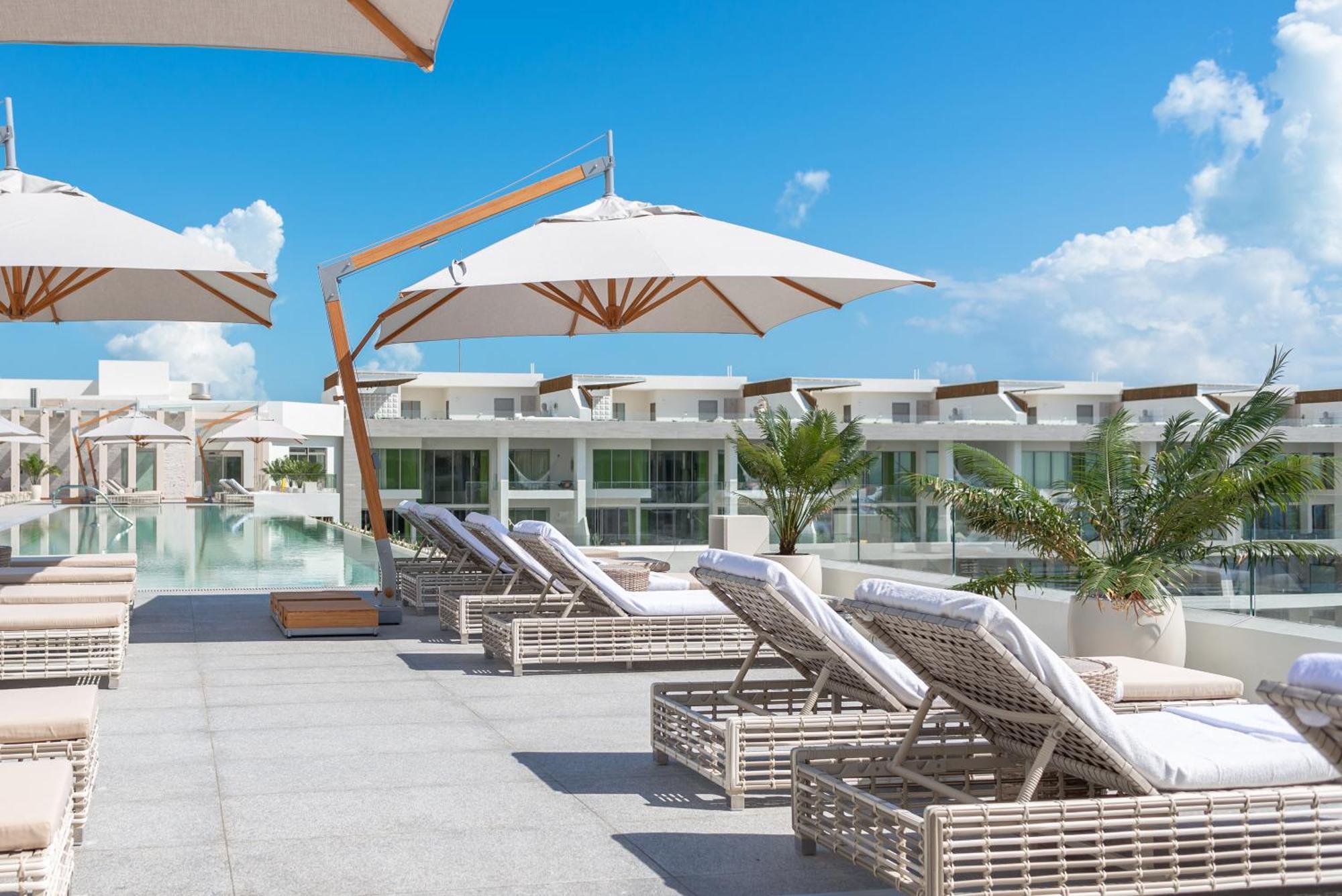 Hotel Garza Blanca &