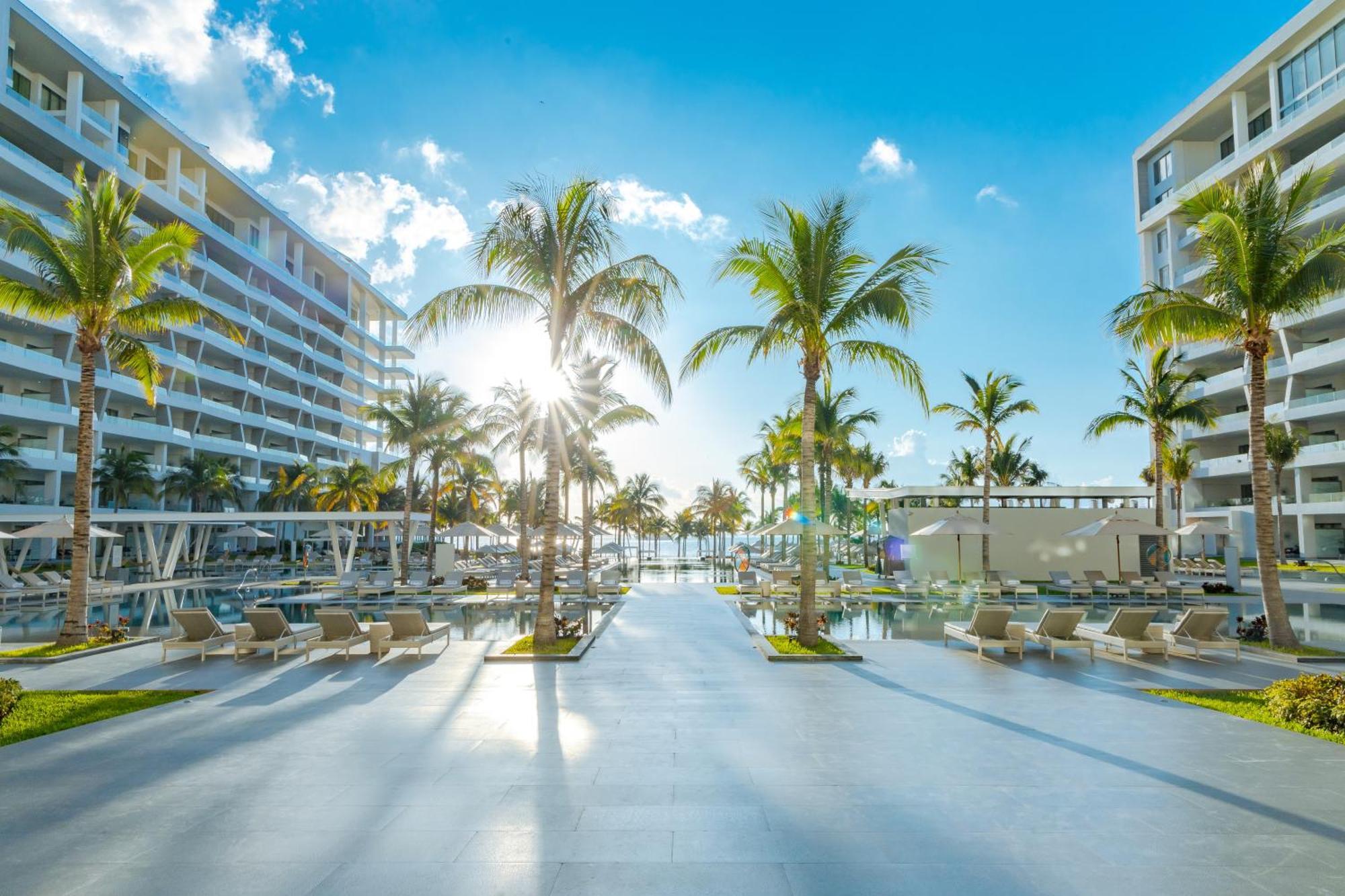 Hotel Garza Blanca & Cancun