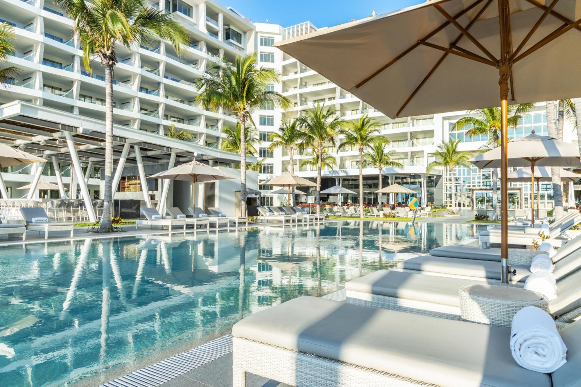 Hotel Garza Blanca &